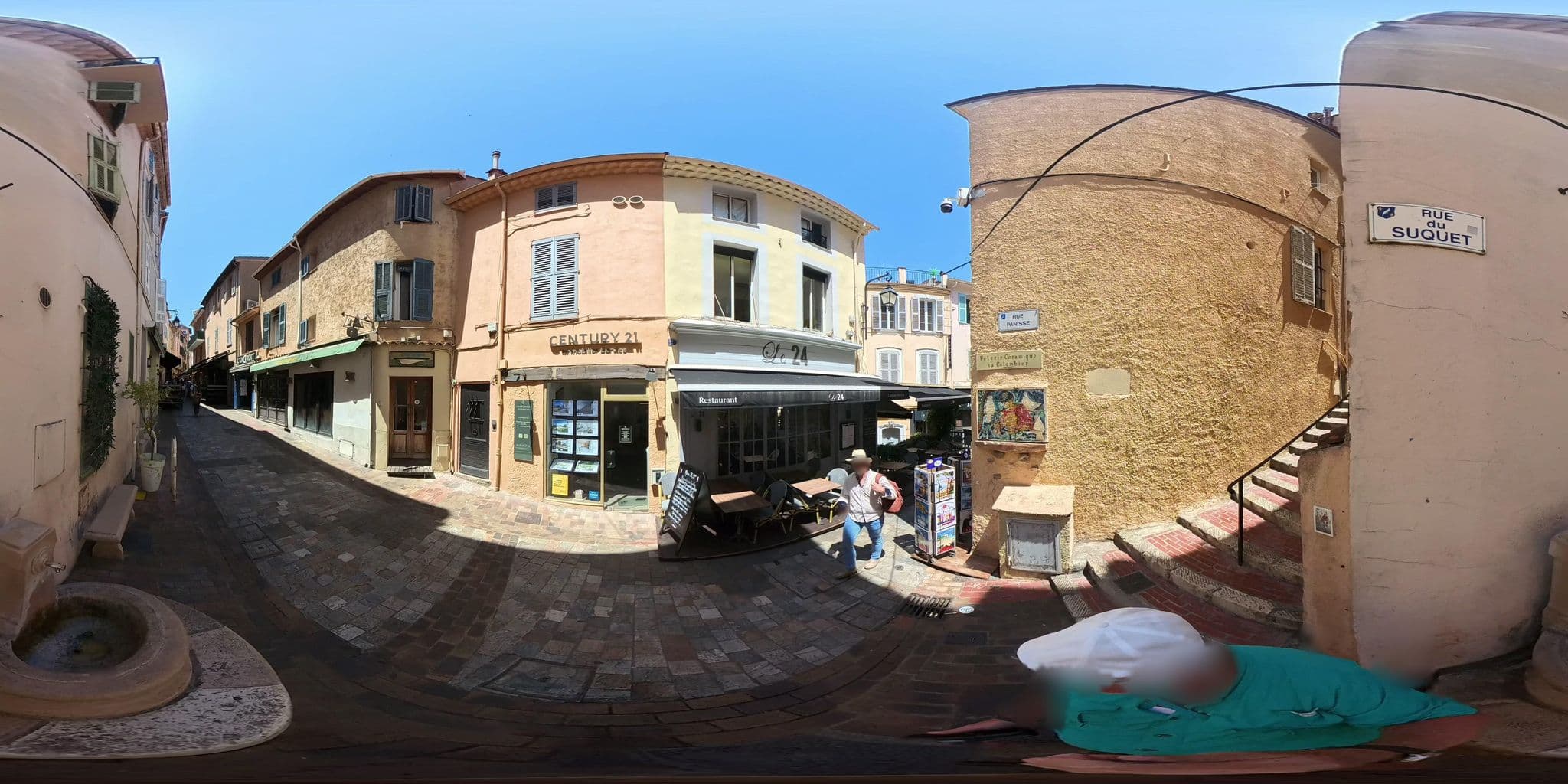 Street view near Panisse, Cannes — © graharg (CC BY-SA · Mapillary)