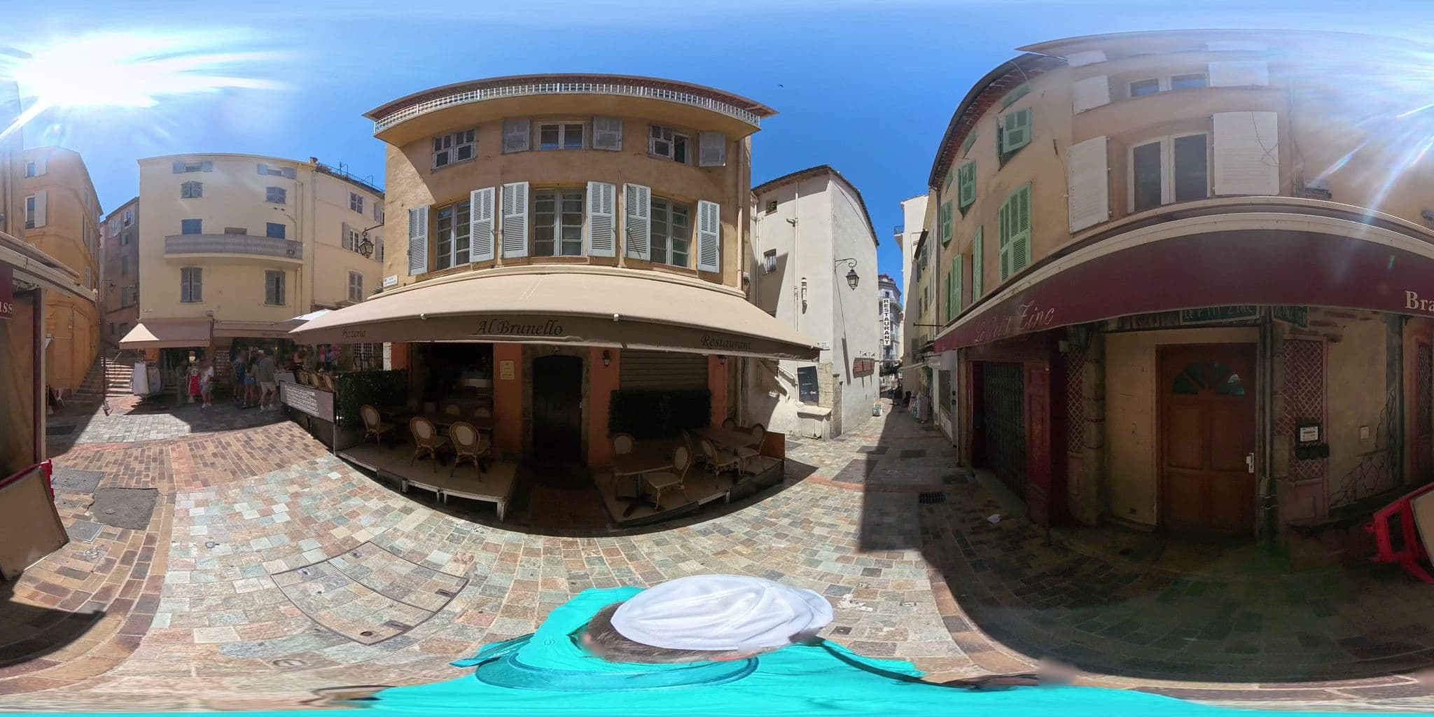 Street view near Cocoon'in Cannes, Cannes — © graharg (CC BY-SA · Mapillary)