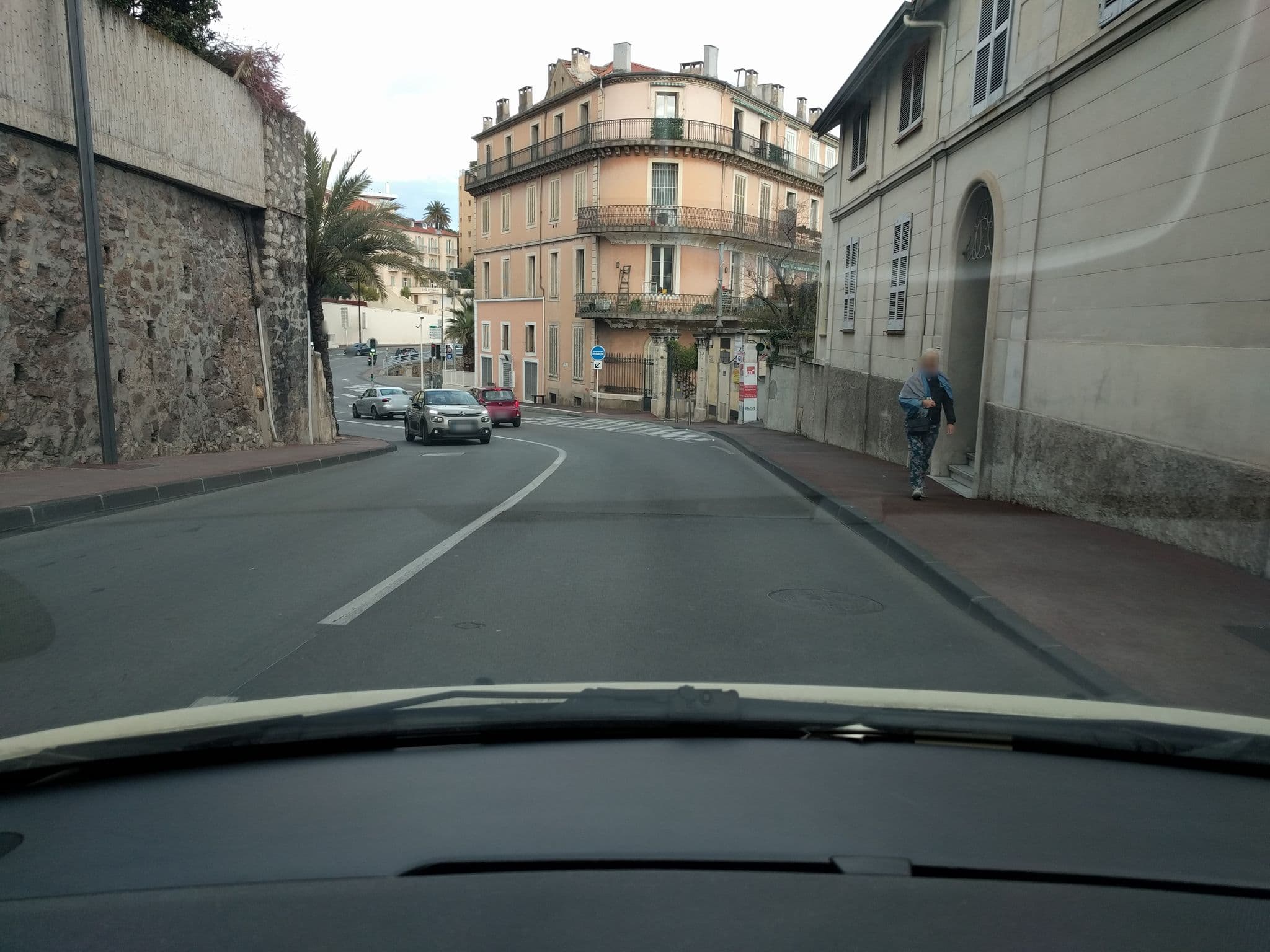 Street view near La Pimprenelle, Cannes — © baptistemm (CC BY-SA · Mapillary)