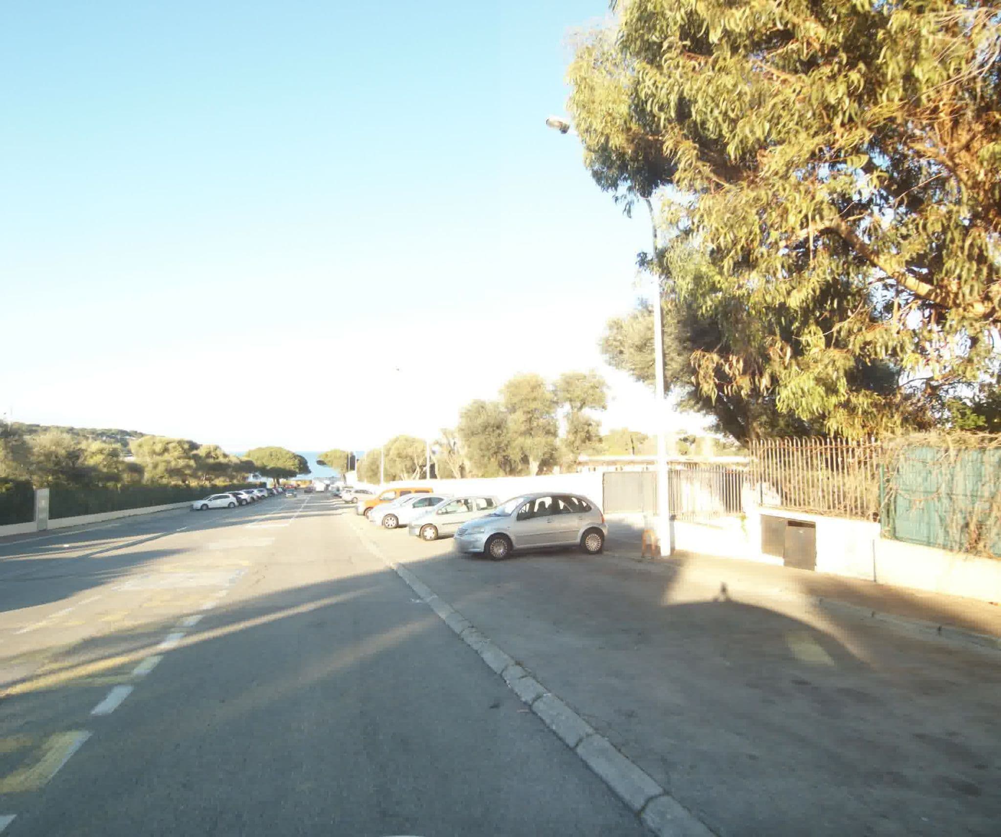 Street view near Le Galion Residence, Juan-les-Pins — © sogefi (CC BY-SA · Mapillary)