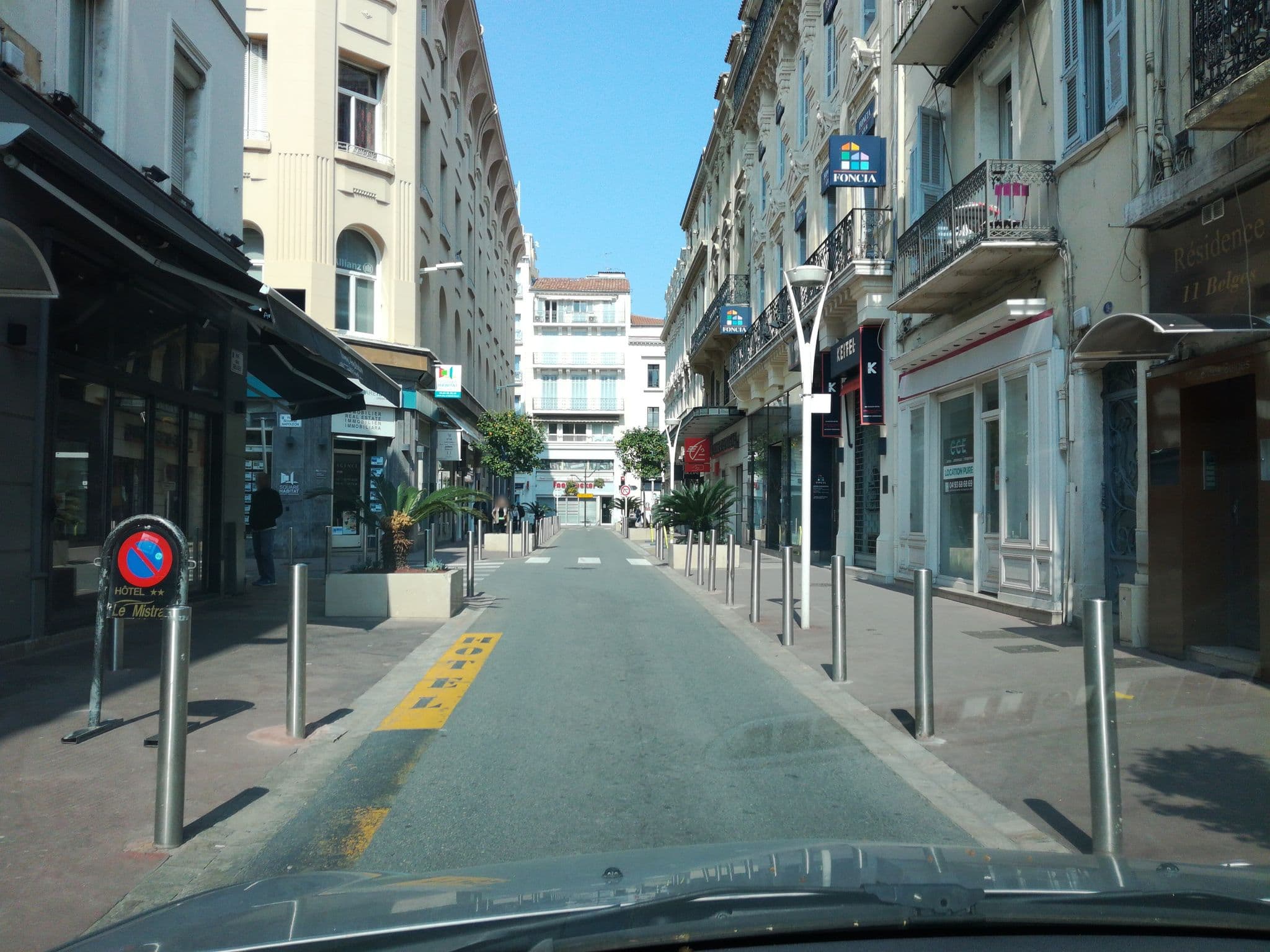 Street view near Top of Croisette, Cannes — © baptistemm (CC BY-SA · Mapillary)
