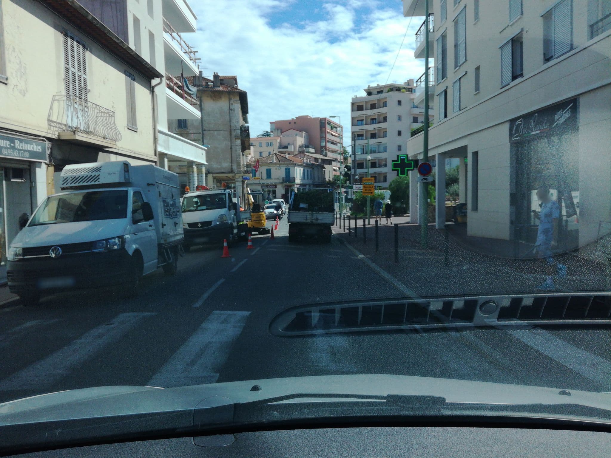 Street view near La Villa Gauguin, Le Cannet — © baptistemm (CC BY-SA · Mapillary)