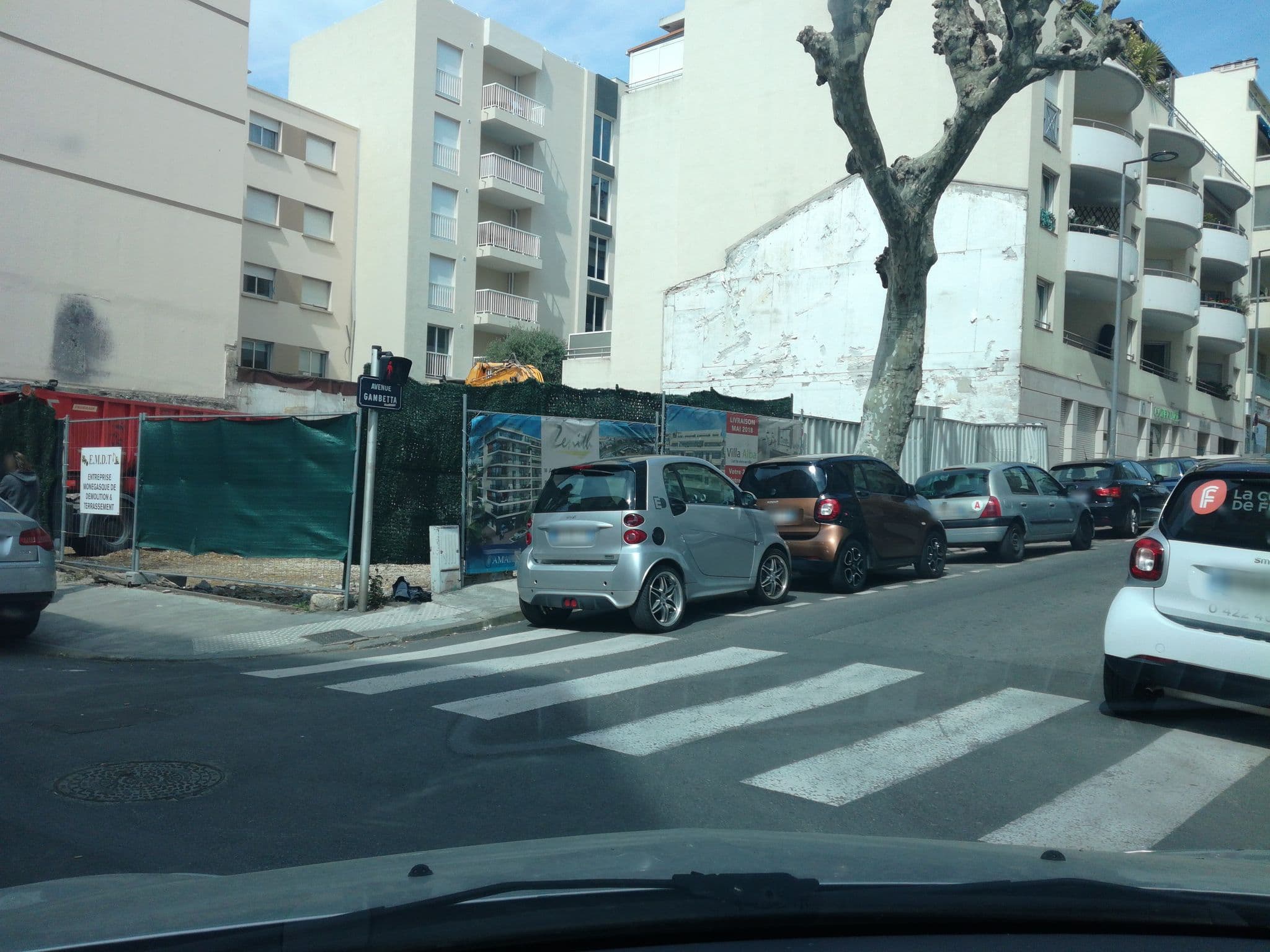 Street view near Résidence Gambetta, Antibes — © baptistemm (CC BY-SA · Mapillary)
