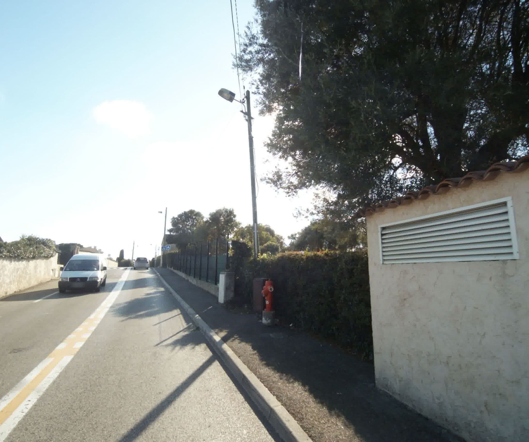 Street view near Charmante maison rénovée à Antibes, Antibes — © sogefi (CC BY-SA · Mapillary)