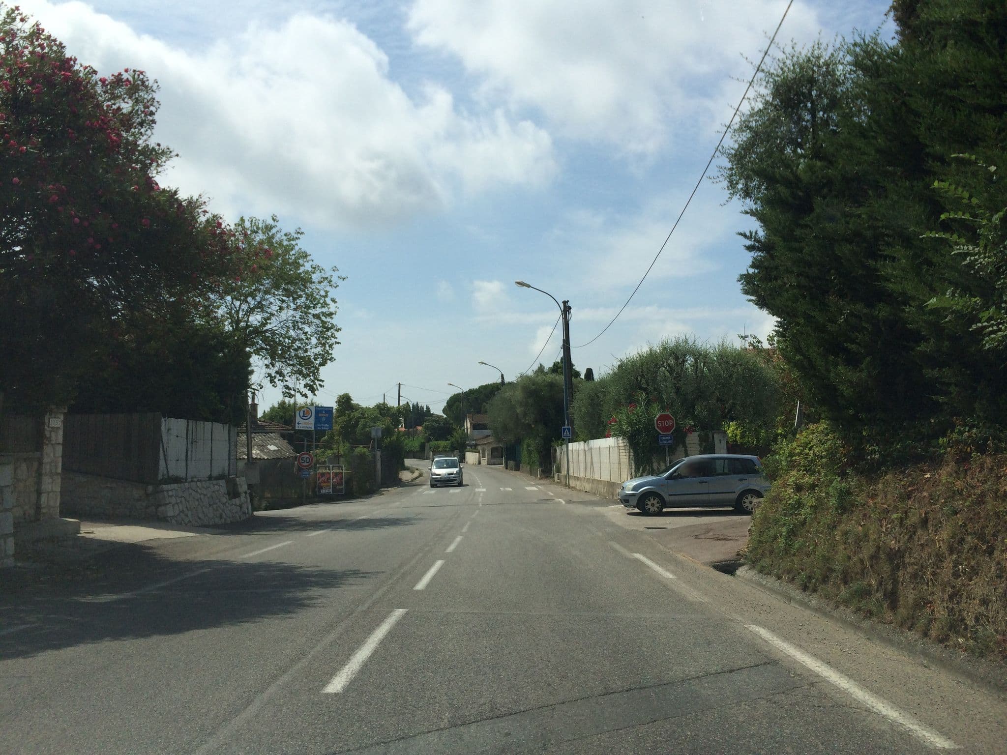 Street view near La Maison des Arômes, La Colle-sur-Loup — © jesolem (CC BY-SA · Mapillary)