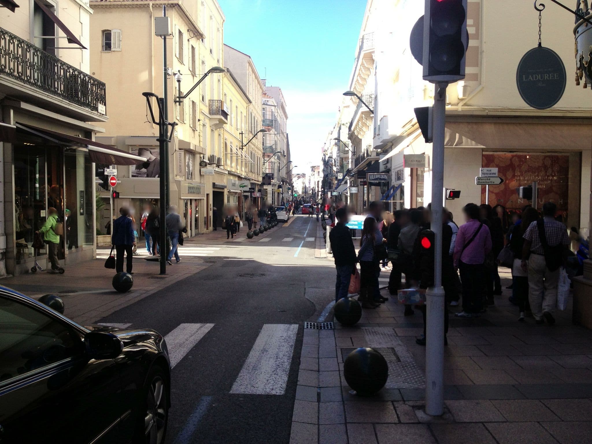 Street view near Hotel Le Florian Cannes, Cannes — © jesolem (CC BY-SA · Mapillary)