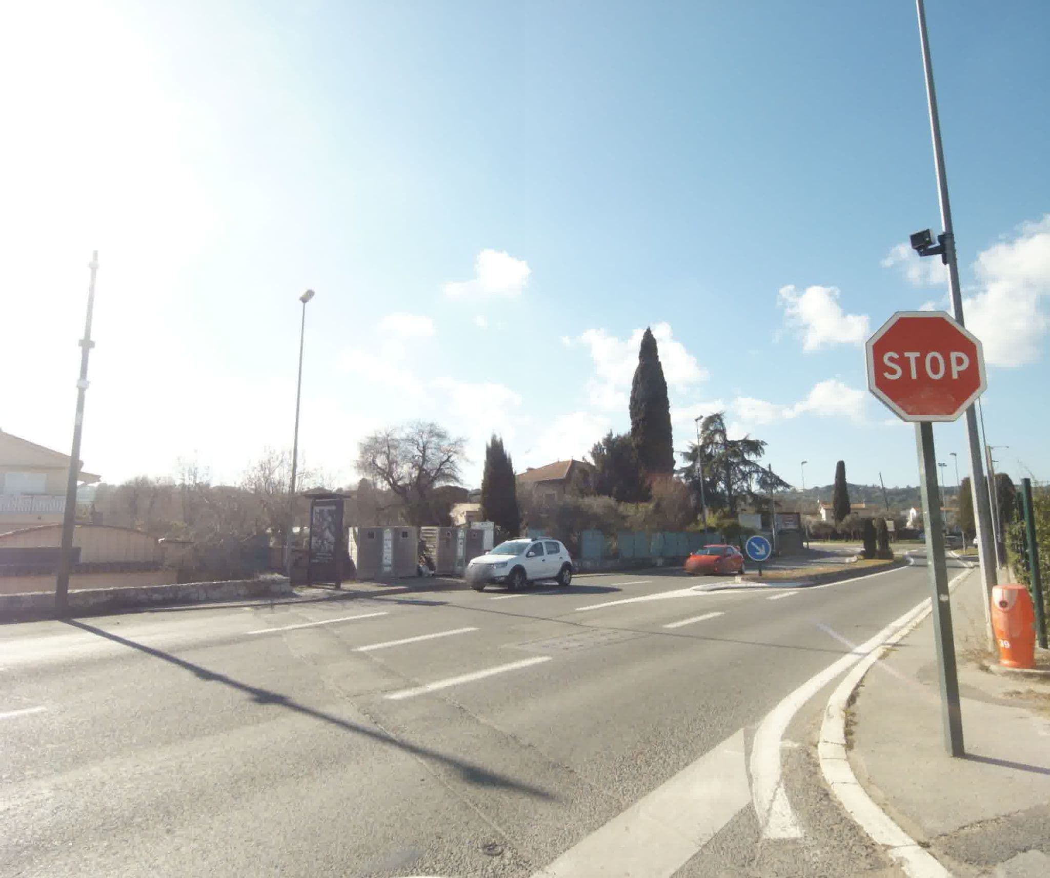 Street view near camping le mistral, Biot — © sogefi (CC BY-SA · Mapillary)
