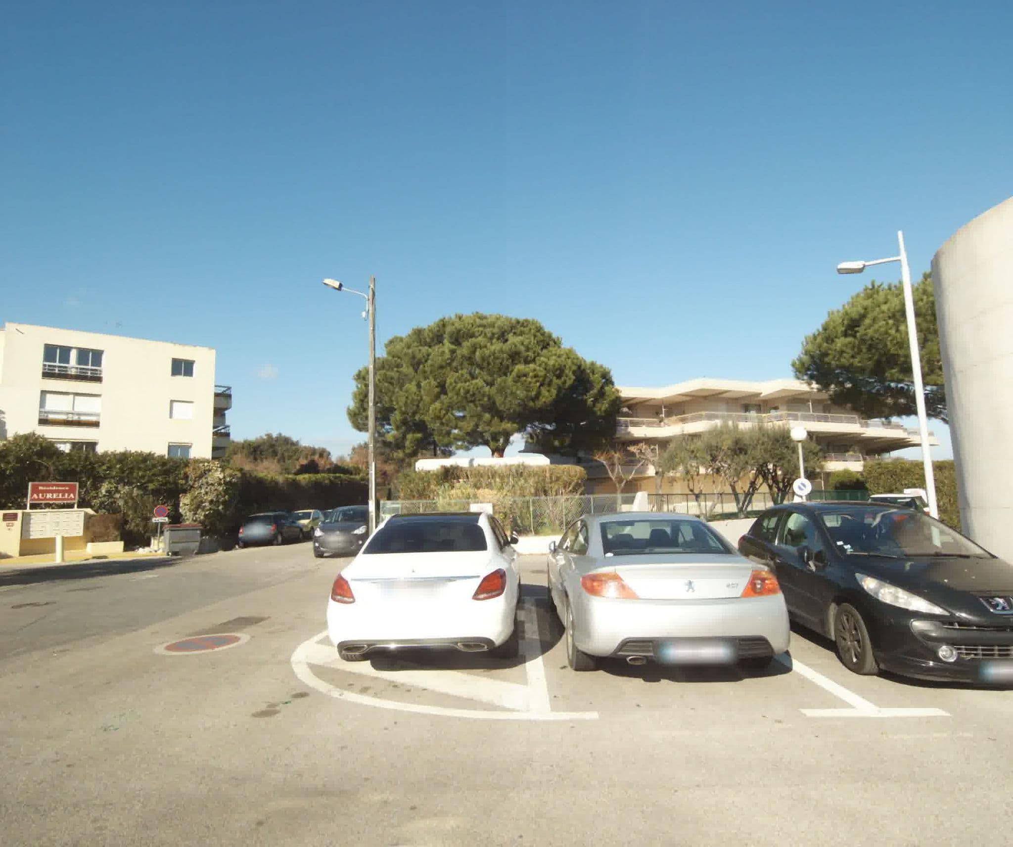 Street view near Les Jardins d'Ulysse, Biot — © sogefi (CC BY-SA · Mapillary)