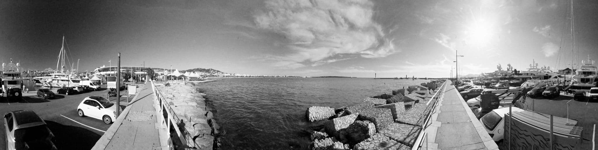 Street view near palm beach cannes, Cannes — © txllxt (CC BY-SA · Mapillary)