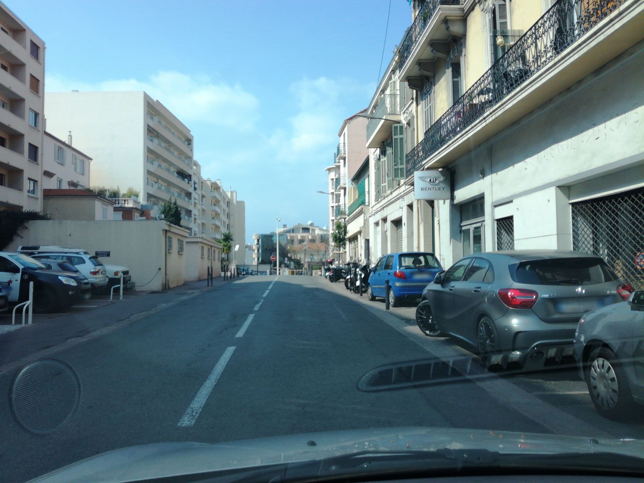Street view near Studio Haut de Gamme, Cannes — © baptistemm (CC BY-SA · Mapillary)