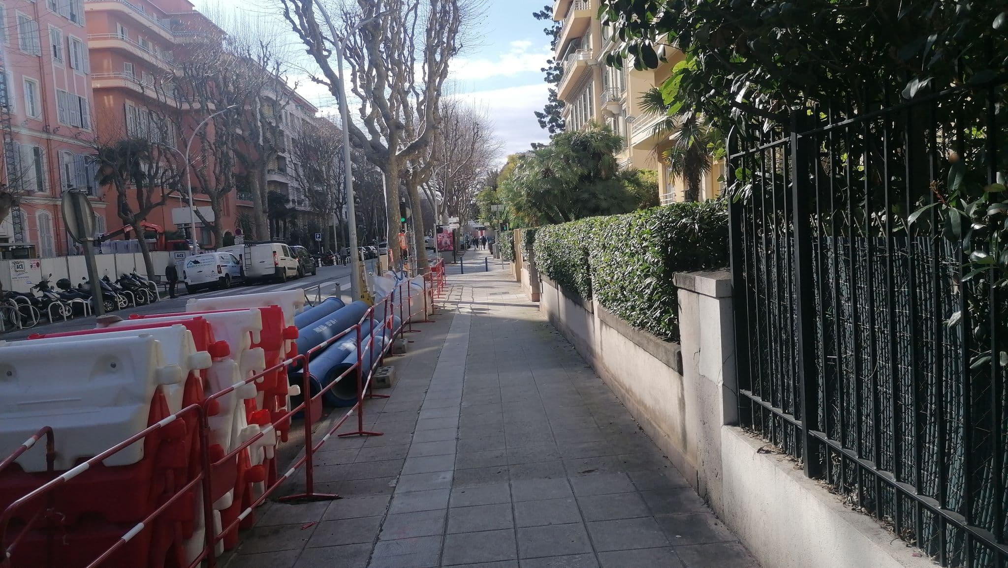 Street view near Hotel Apollinaire, Jean-Médecin — © bayebass513 (CC BY-SA · Mapillary)