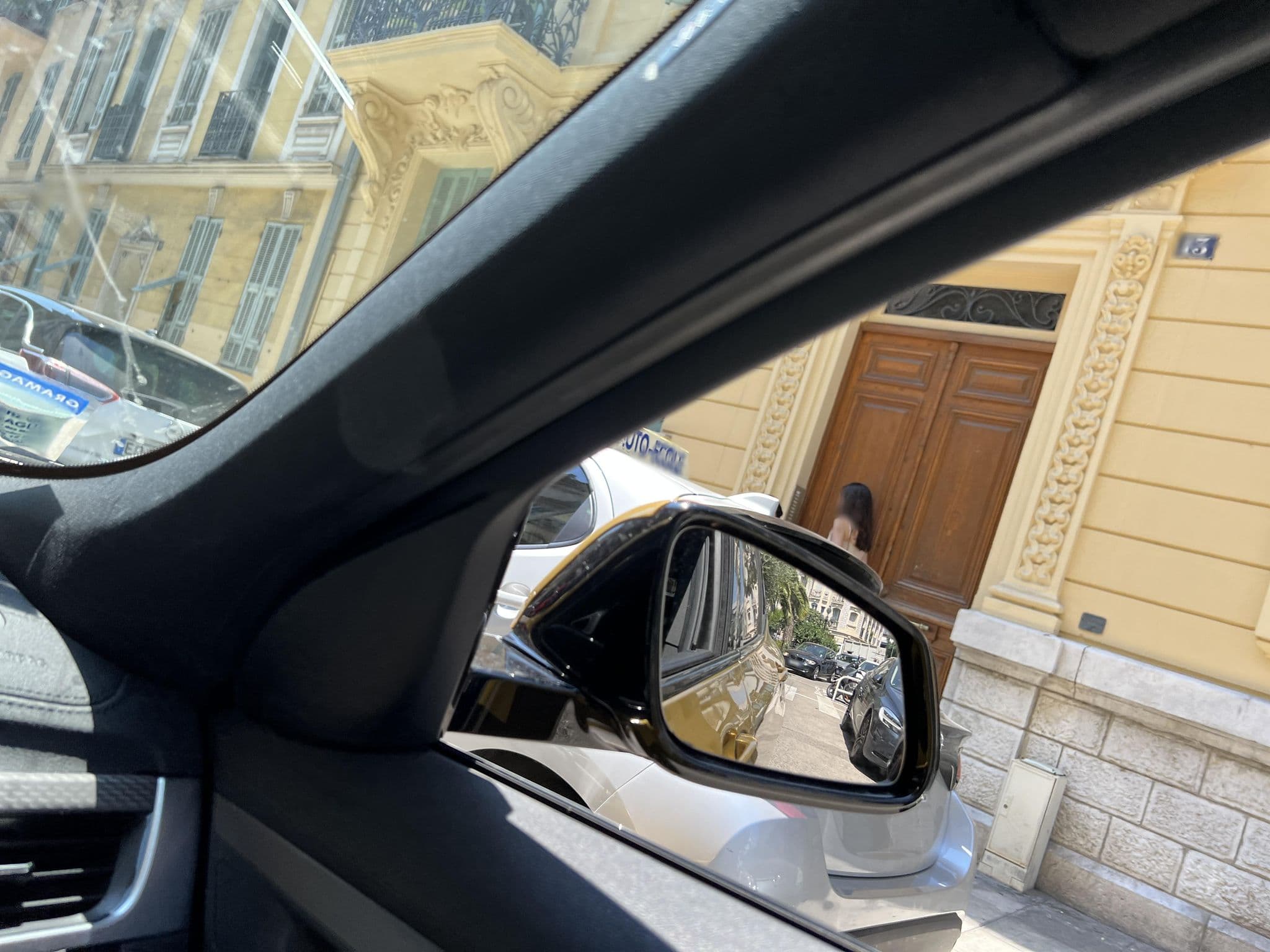 Street view near Appartement, Vernier — © memorylost (CC BY-SA · Mapillary)