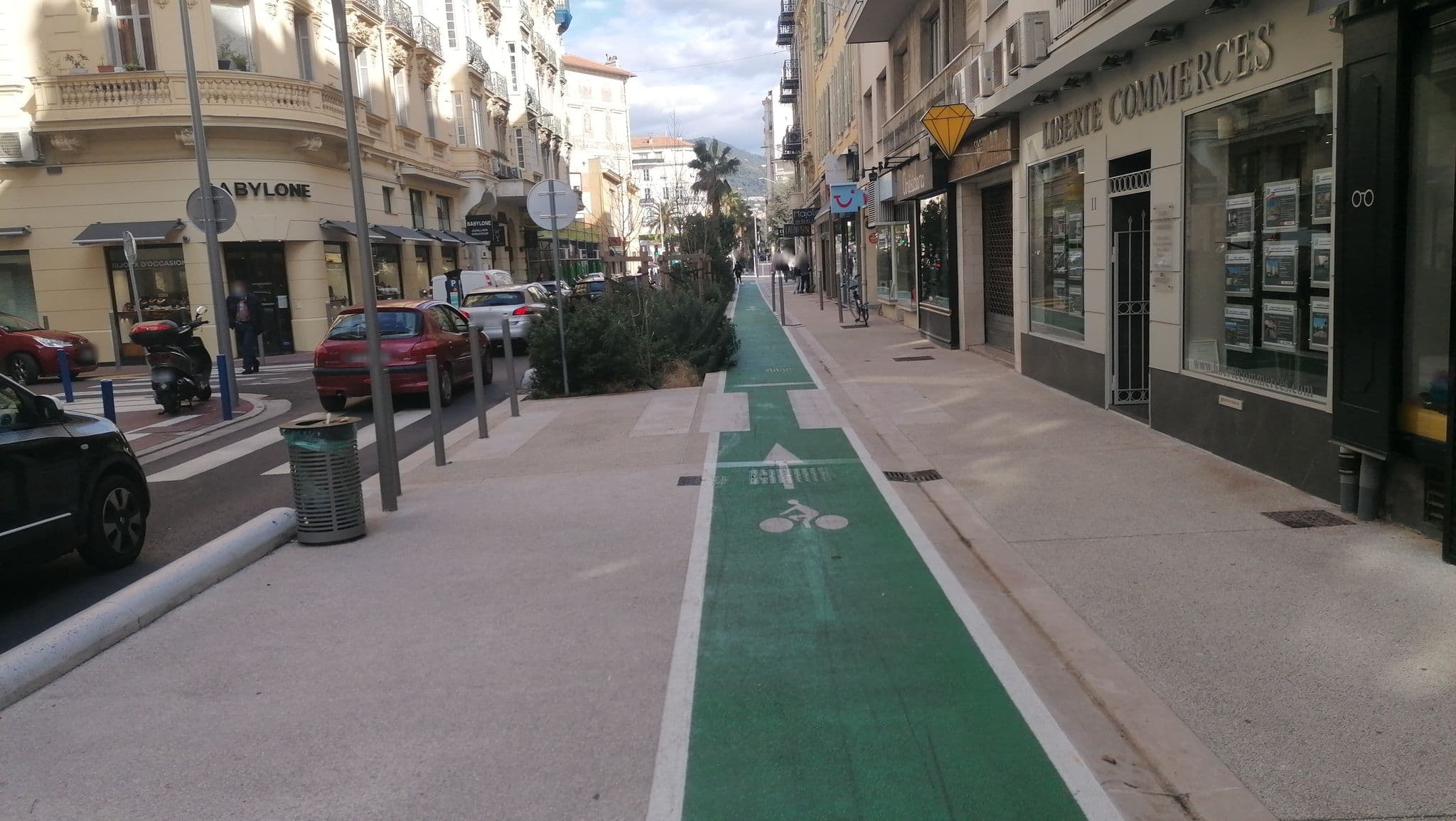 Street view near TUI STORE, Jean-Médecin — © bayebass513 (CC BY-SA · Mapillary)