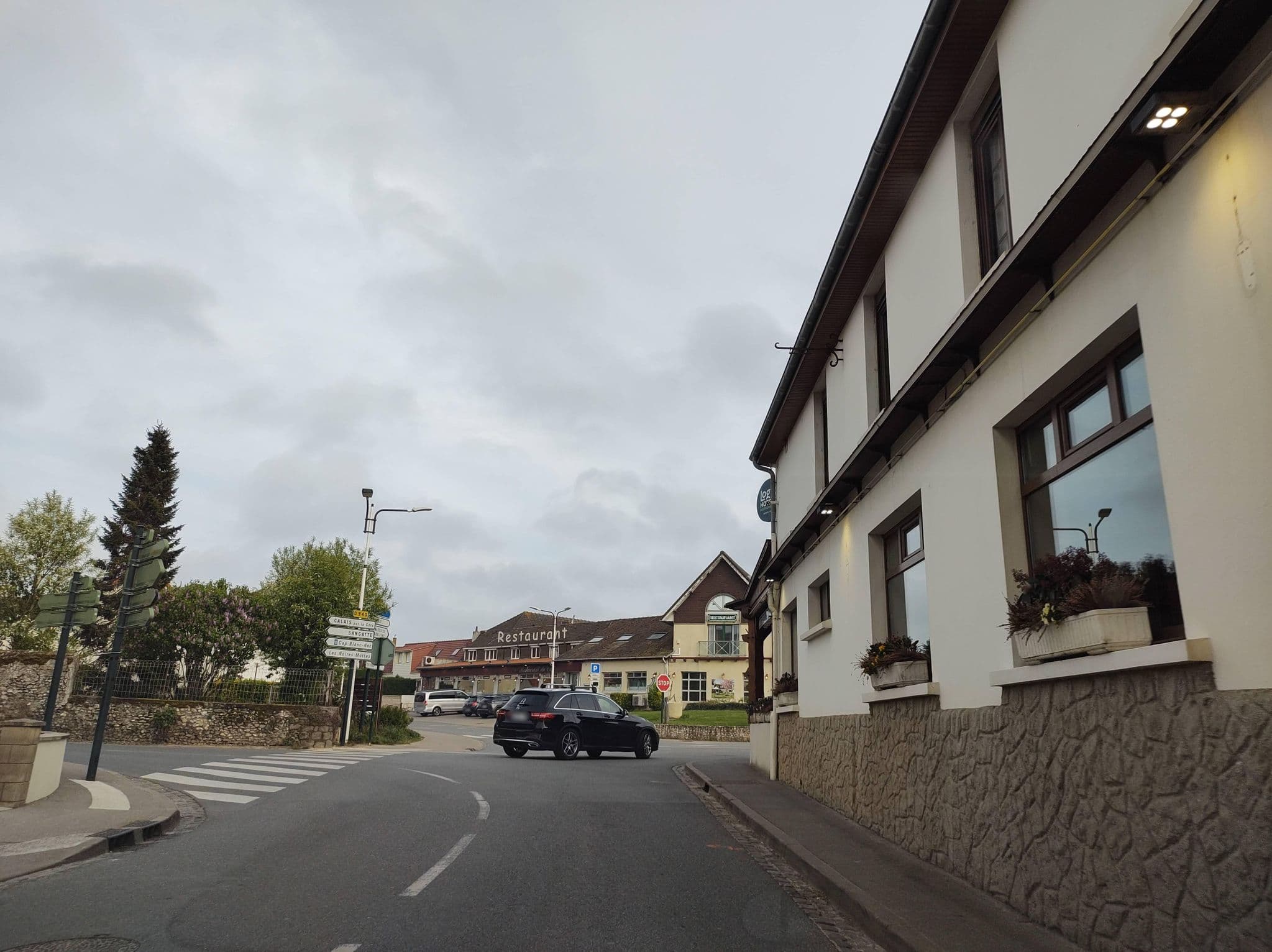 Street view near Restaurant à l'Escale, Sangatte — © thetornado76 (CC BY-SA · Mapillary)