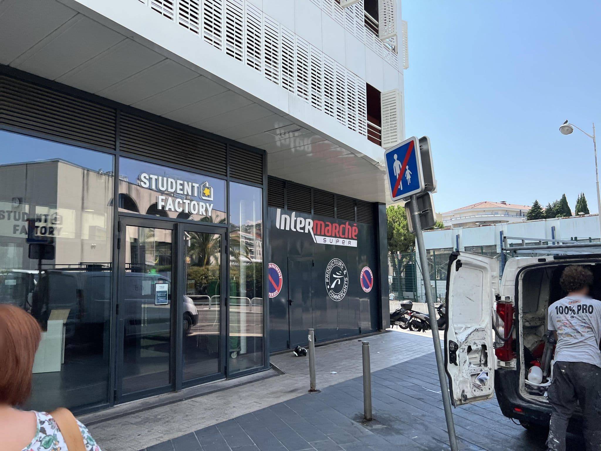 Street view near Student Factory Nice Gare Du Sud, Vernier — © memorylost (CC BY-SA · Mapillary)