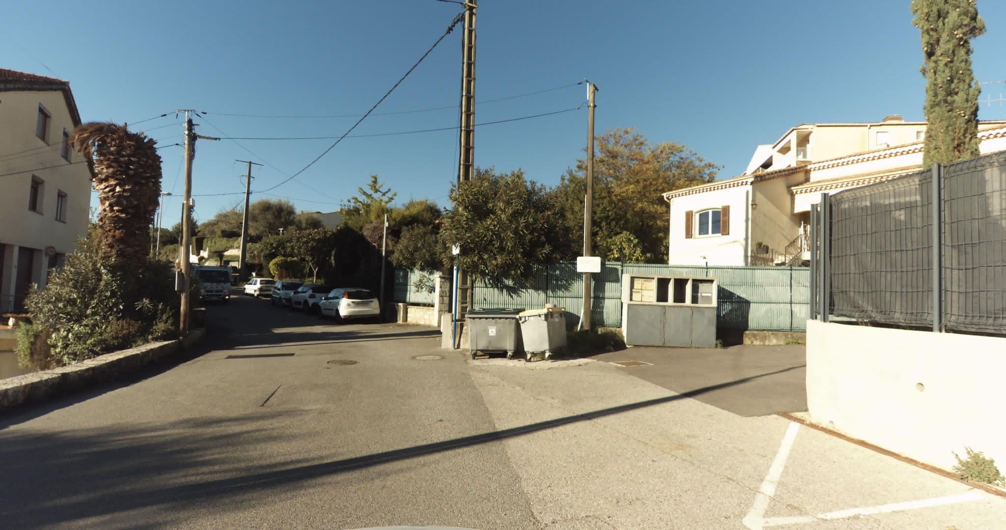Street view near Soleillas, Vence — © sogefi (CC BY-SA · Mapillary)