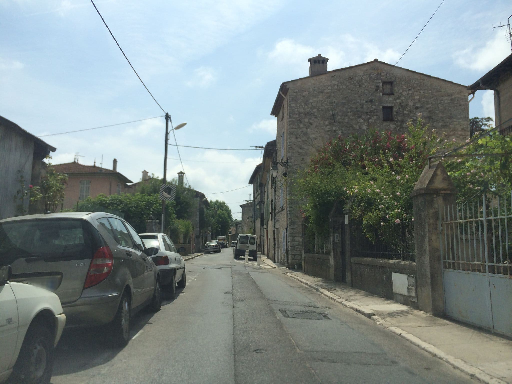 Street view near La Forge d'Hauterives, La Colle-sur-Loup — © jesolem (CC BY-SA · Mapillary)