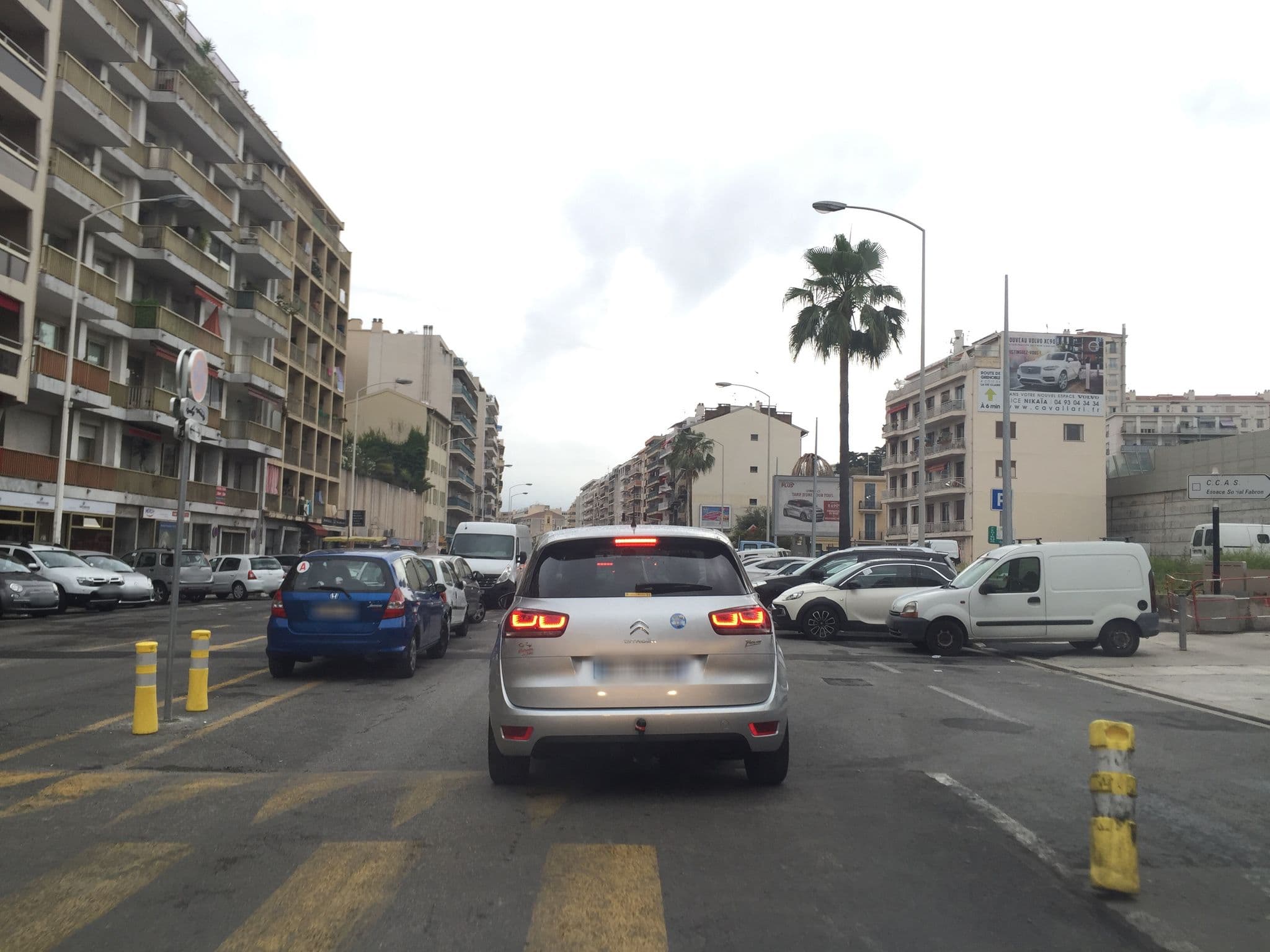 Street view near Quality Suites Nice Excellior, L'Archet — © zimmy (CC BY-SA · Mapillary)