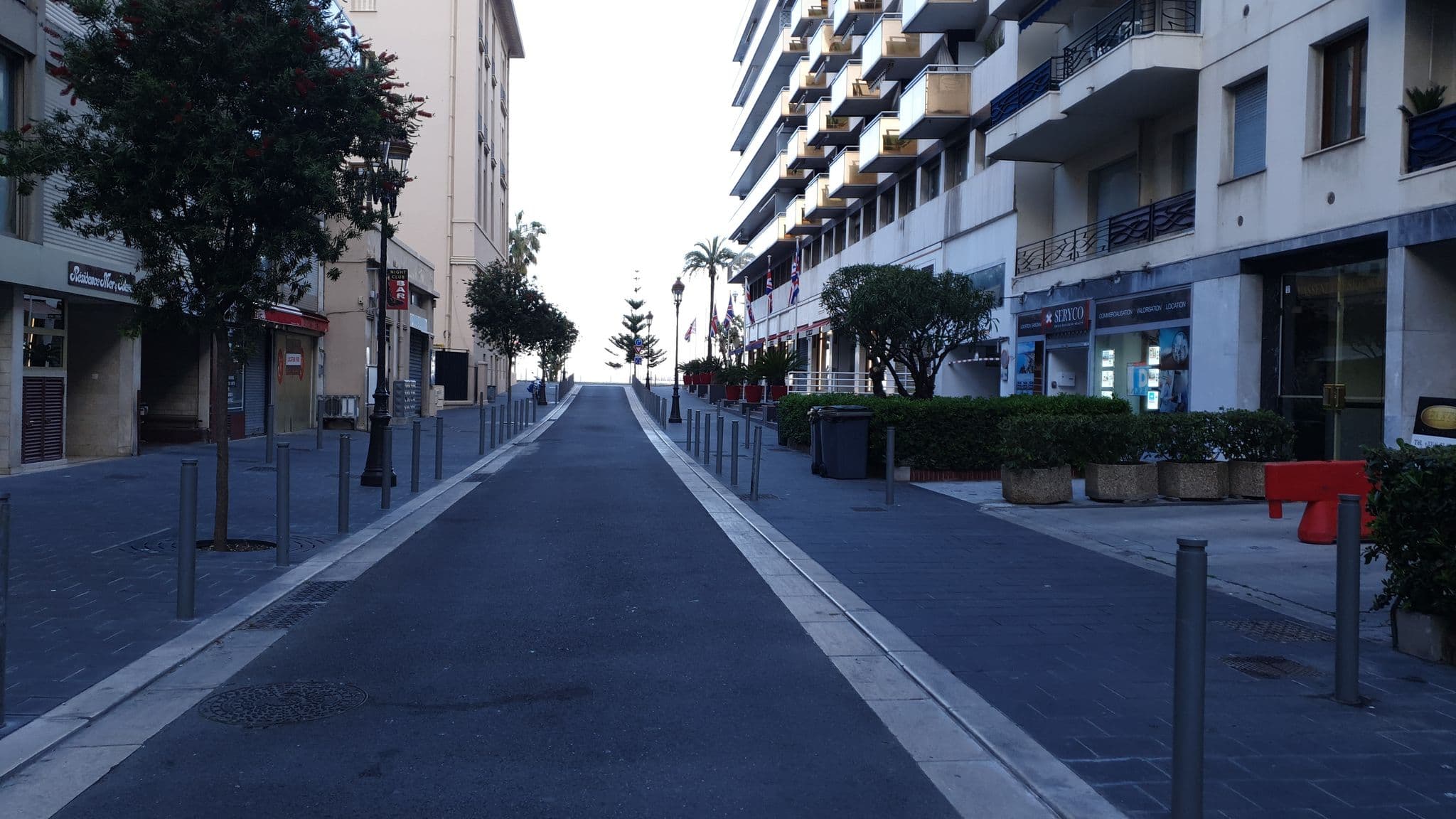 Street view near Studio Massenet Five stars holiday house, Jean-Médecin — © flox (CC BY-SA · Mapillary)