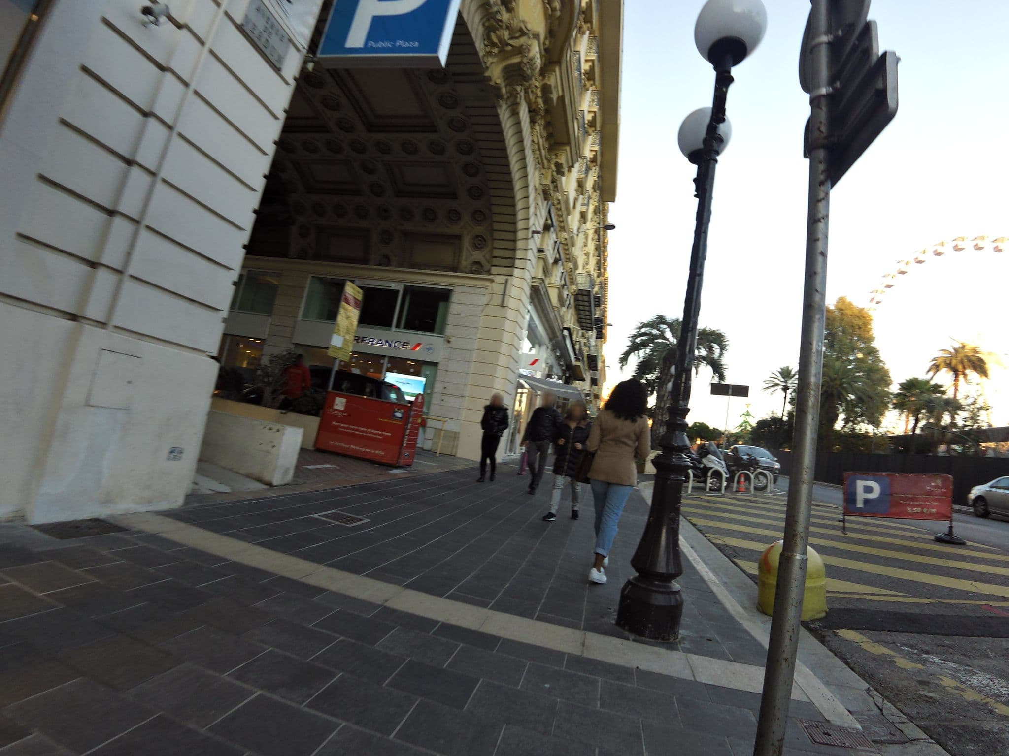 Street view near Boscolo B4 Nice Plaza, Jean-Médecin — © marcuscalabresus (CC BY-SA · Mapillary)