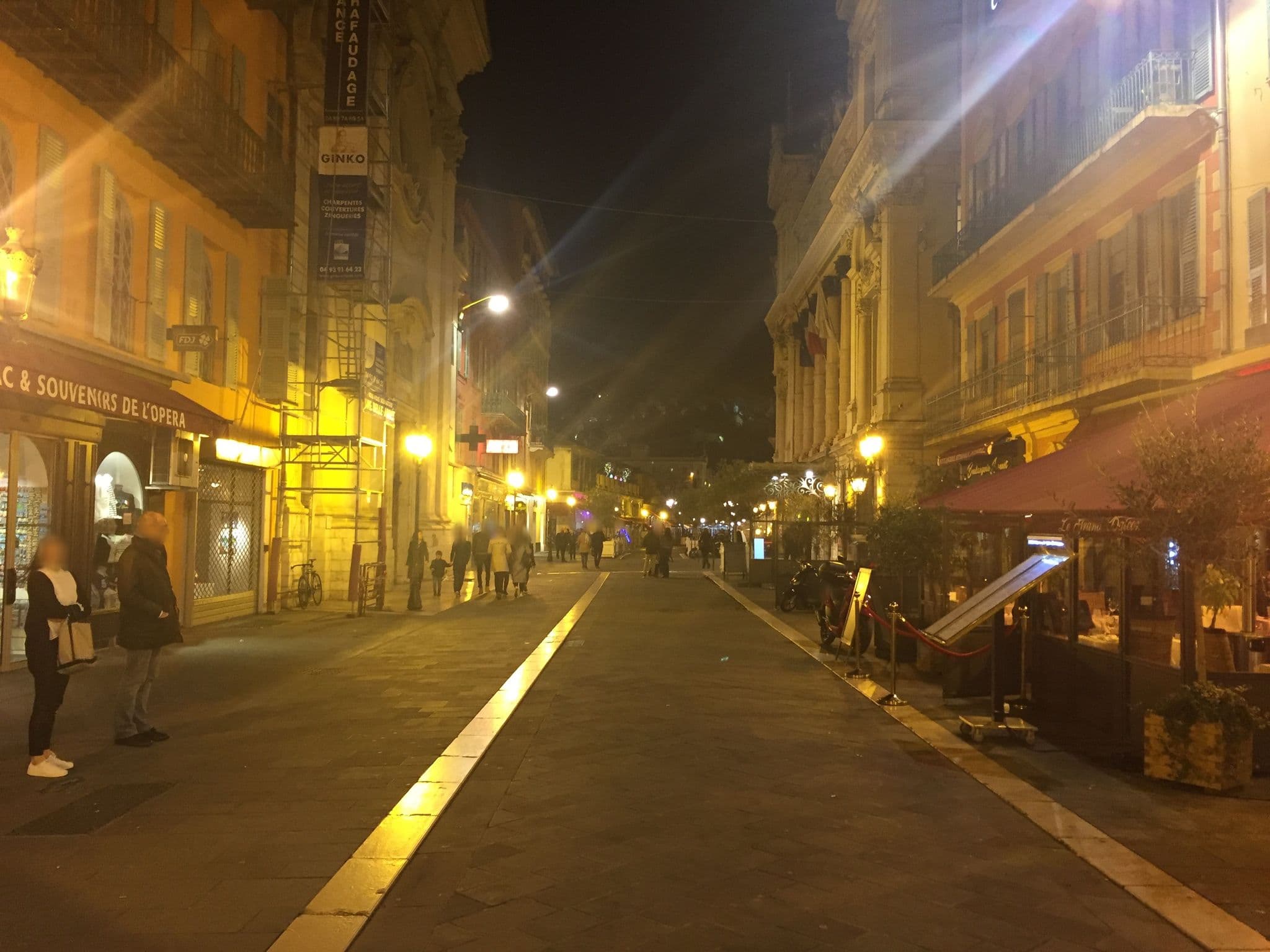 Street view near Hotel Cresp, Vieille Ville — © zimmy (CC BY-SA · Mapillary)