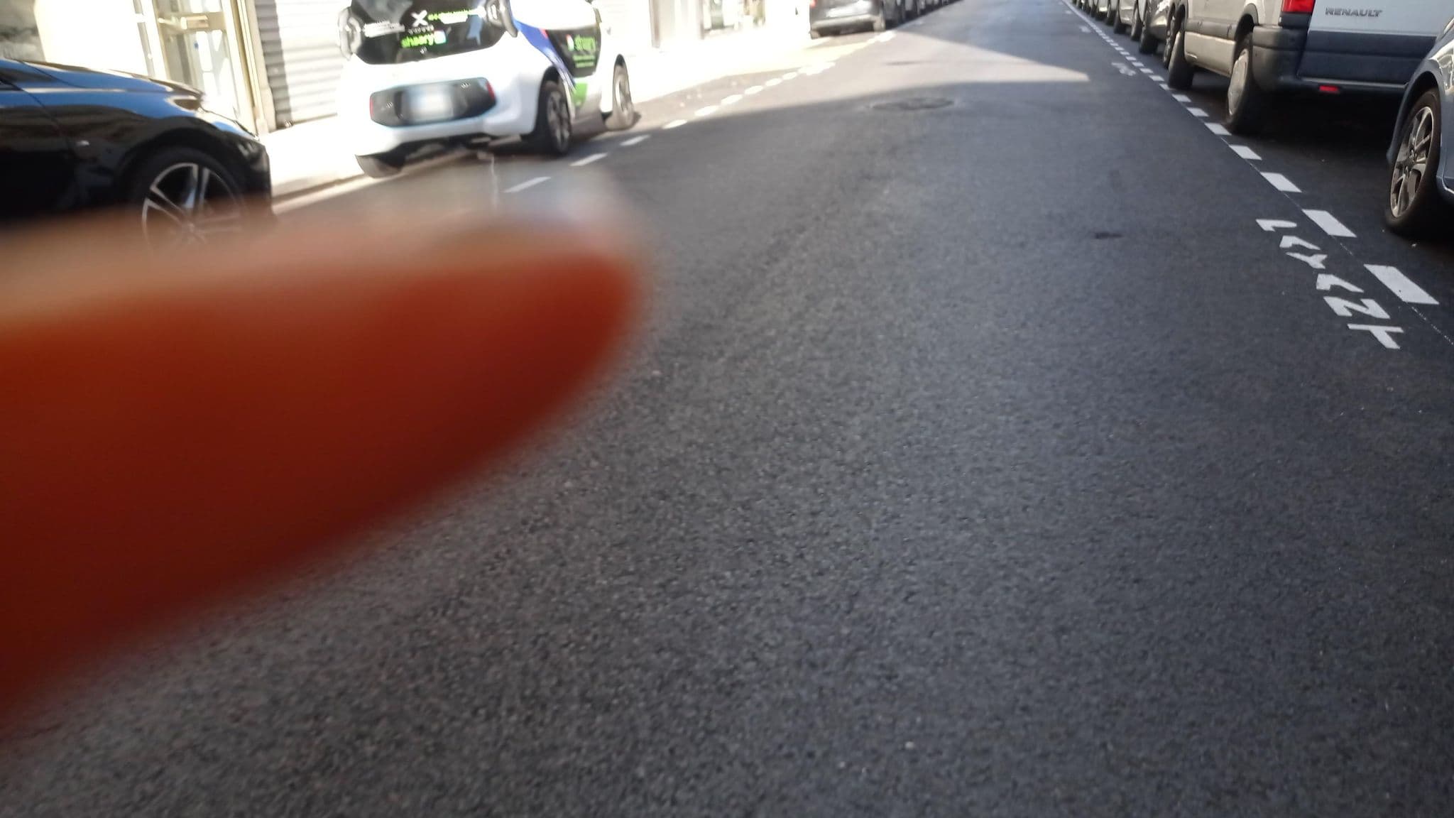 Street view near Un Appart en Ville, Jean-Médecin — © Sanchezbabs (CC BY-SA · Mapillary)