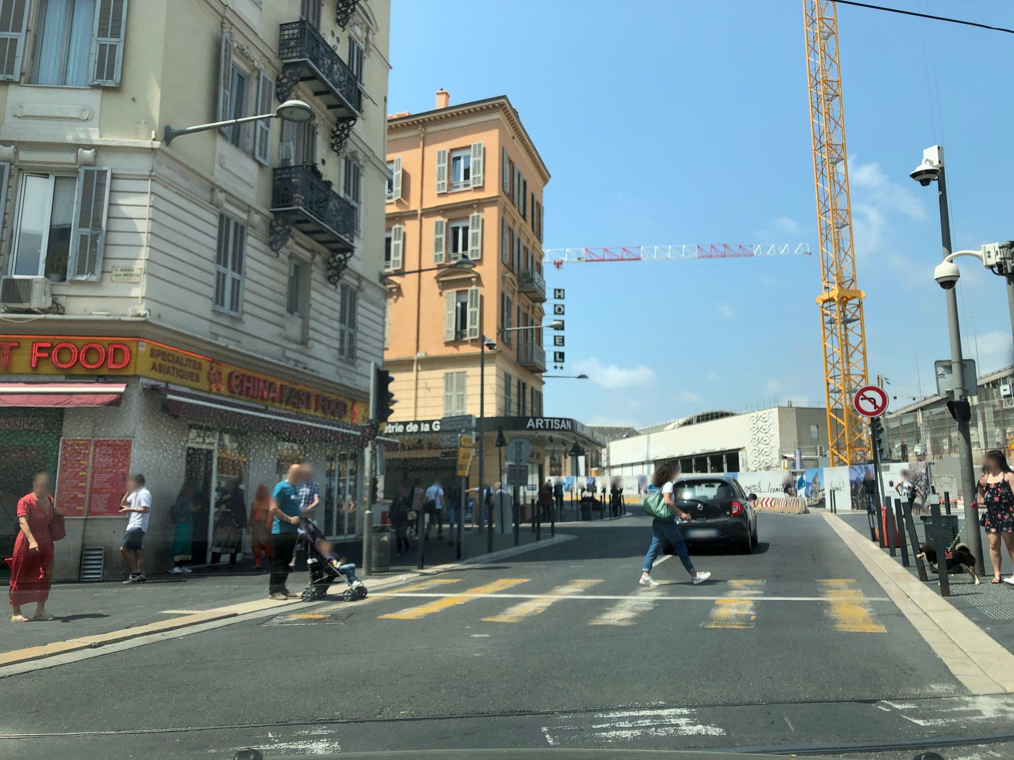 Street view near Hotel 64, Nice — © lulucmy (CC BY-SA · Mapillary)