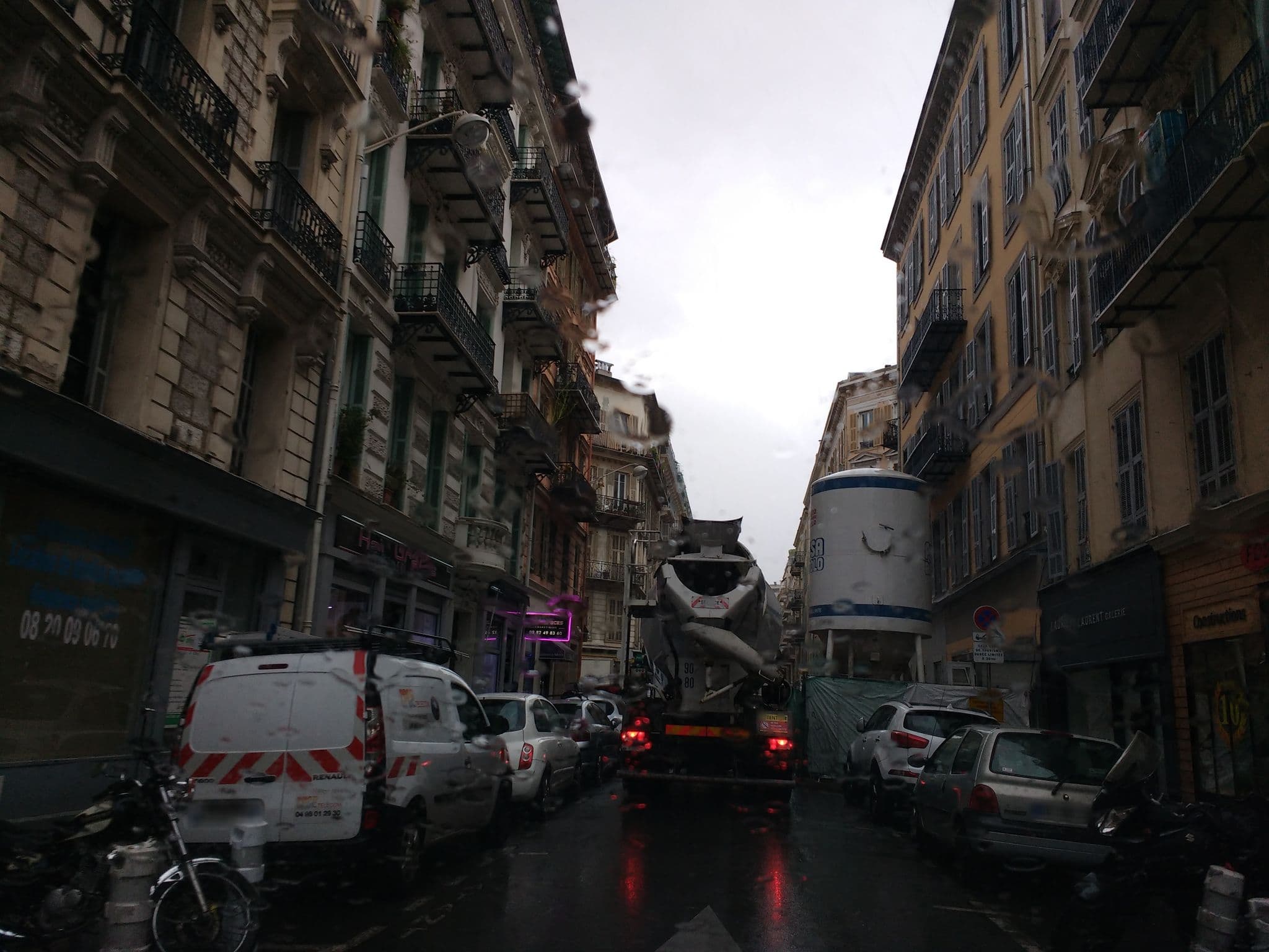 Street view near Hôtel Azur Riviera, Nice — © thetornado76 (CC BY-SA · Mapillary)