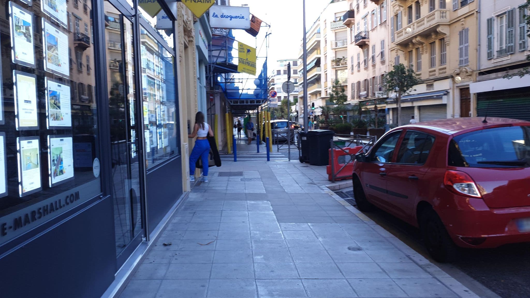 Street view near Studio Apartment, Jean-Médecin — © jopparn (CC BY-SA · Mapillary)