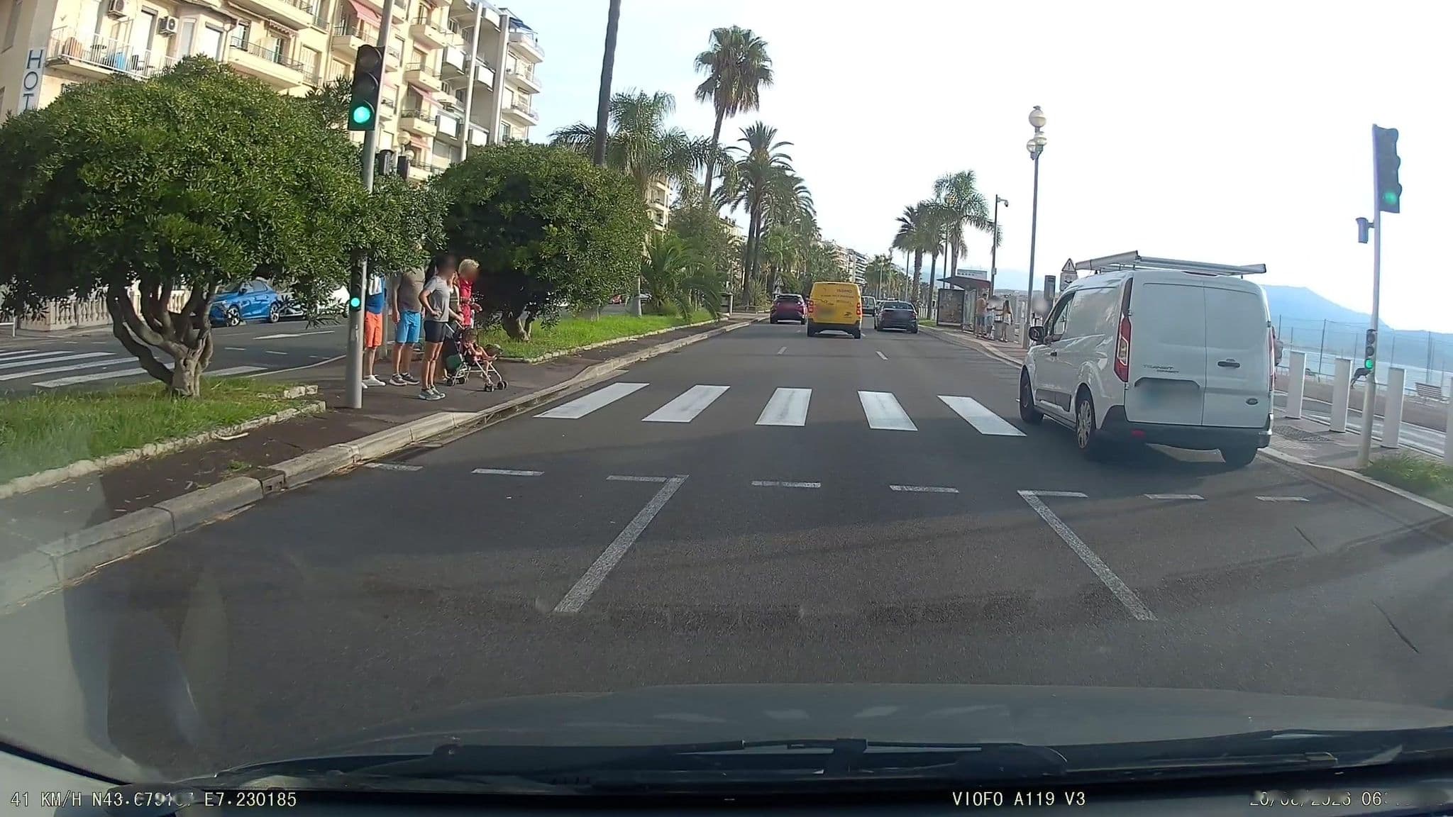 Street view near Nice Invest Hôtel, La Californie — © aSaWaWa (CC BY-SA · Mapillary)