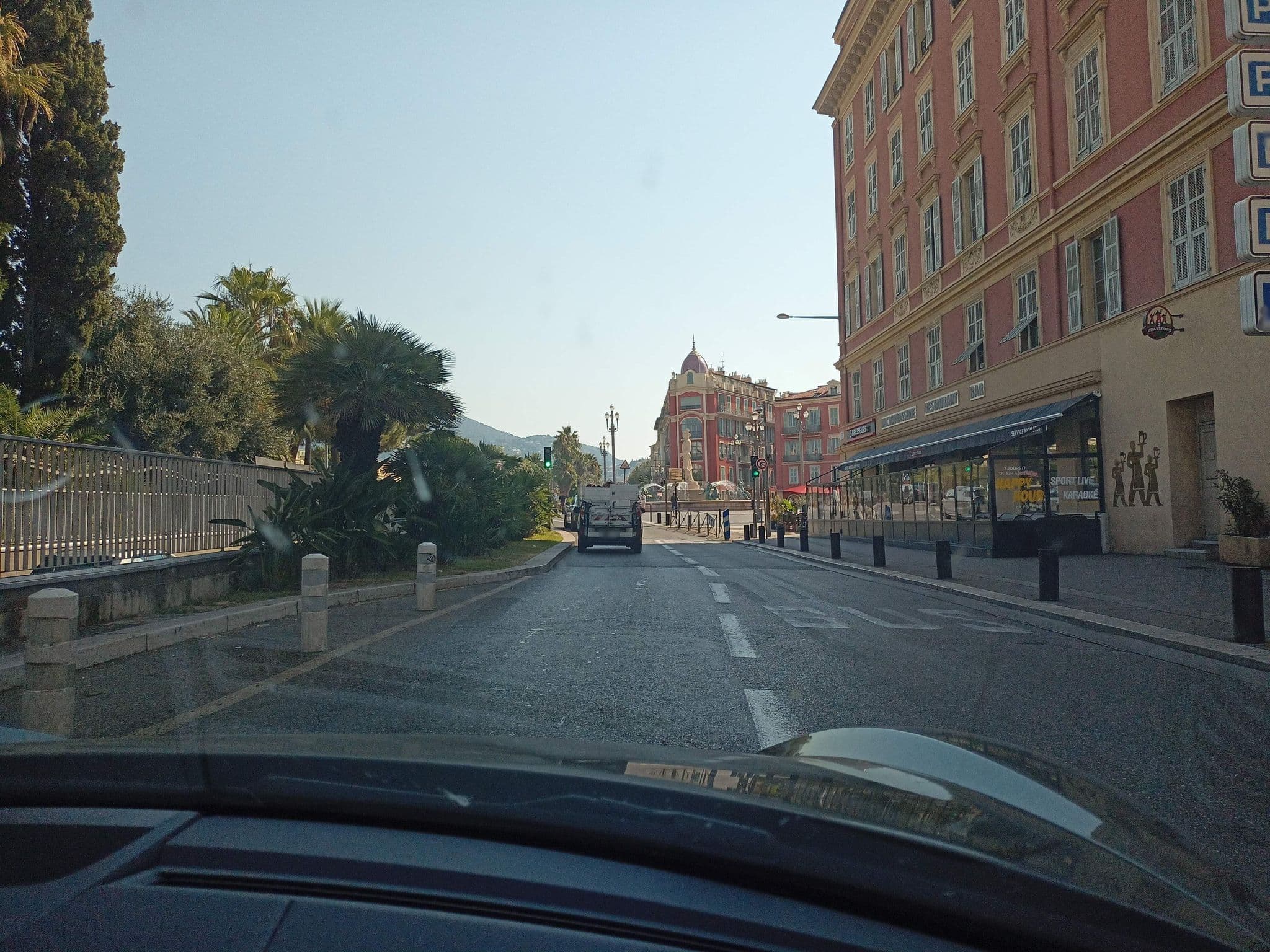 Street view near Hotel Albert 1er Nice, Jean-Médecin — © xdTAGCLAN (CC BY-SA · Mapillary)