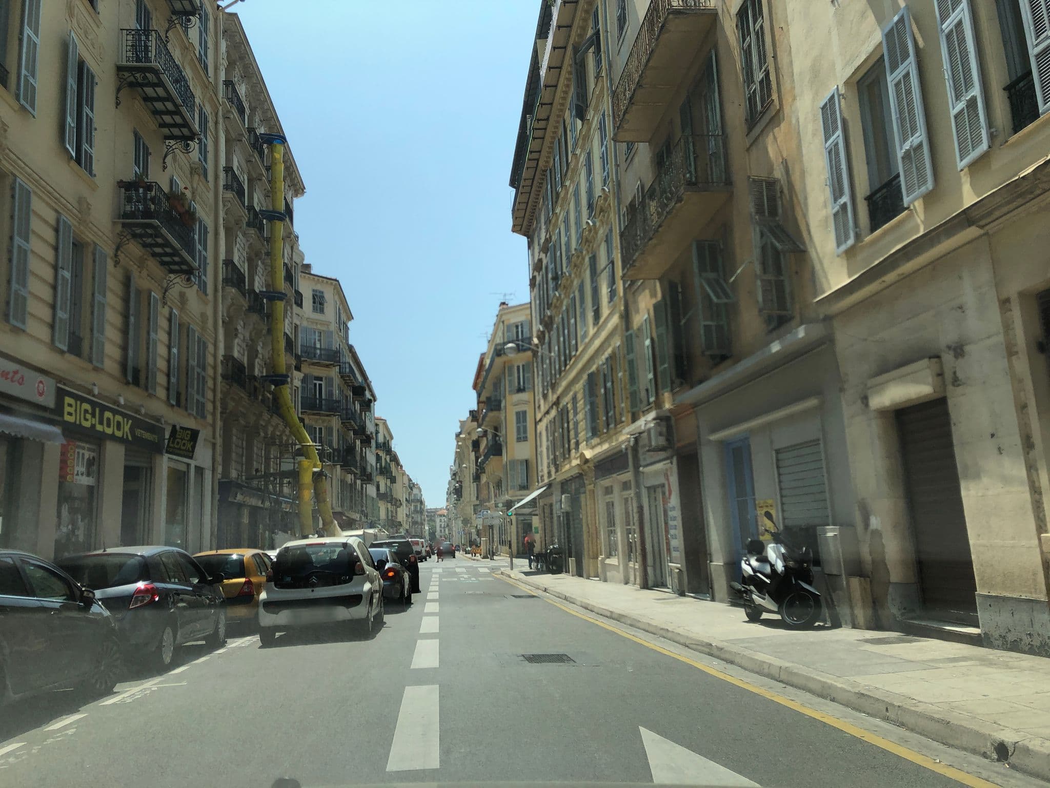 Street view near BOOKING GUYS, Nice — © lulucmy (CC BY-SA · Mapillary)