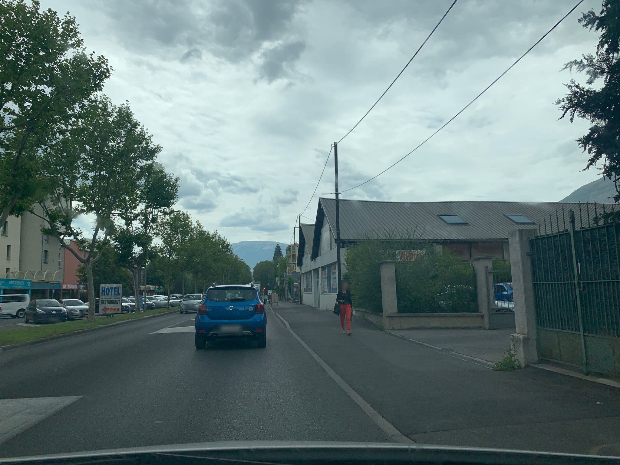 Street view near Adinos Gapotel, Gap — © thepriben (CC BY-SA · Mapillary)