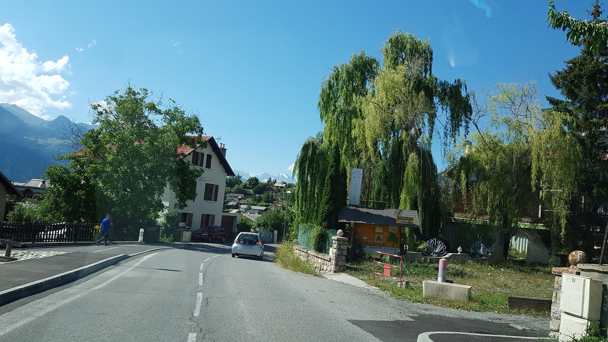 Street view near Le Chalet Alpin, Guillestre — © ale_zena_it (CC BY-SA · Mapillary)