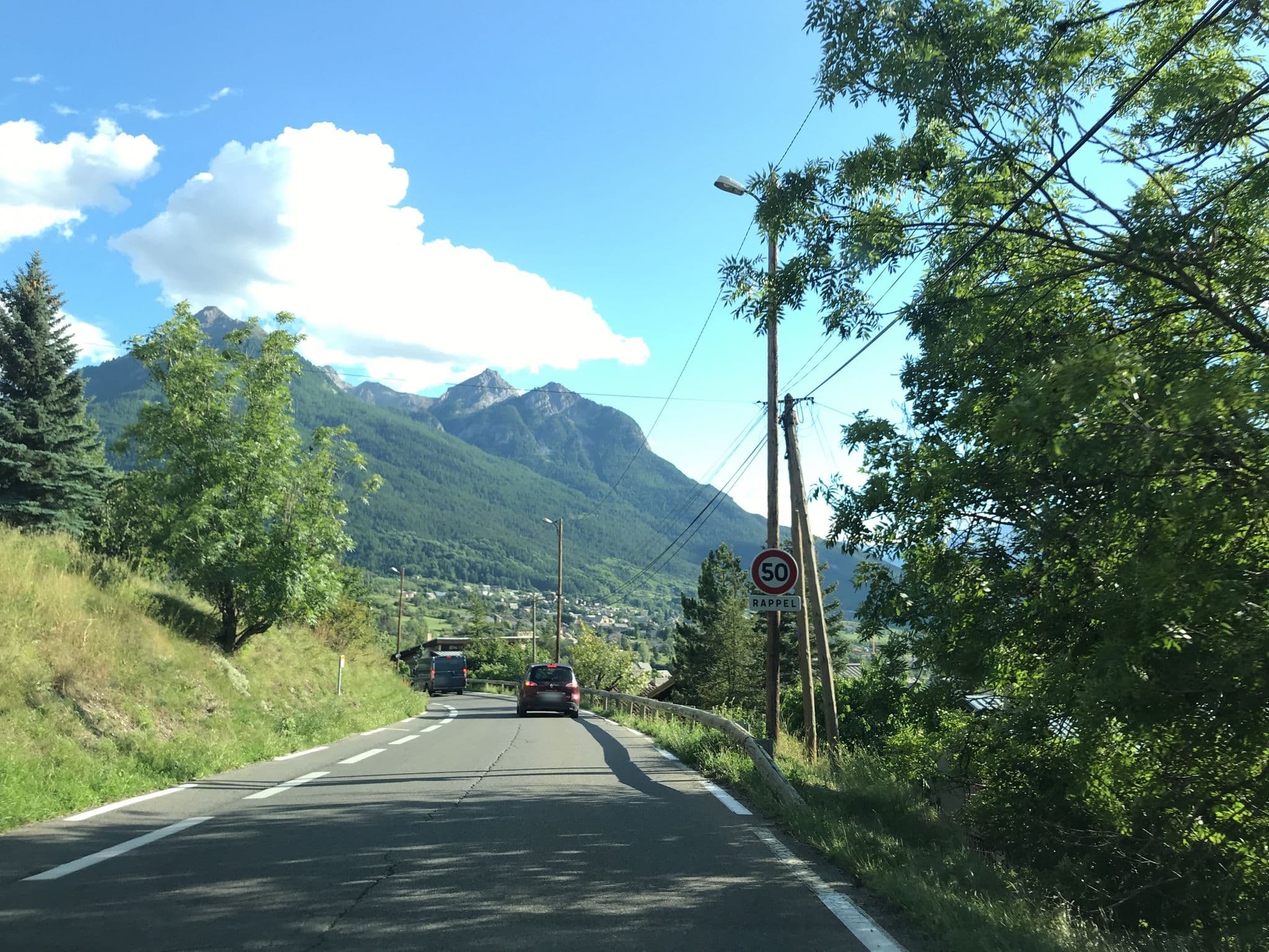 Street view near RDC Villa plein sud avec vue imprenable, Briançon — © pgiraud (CC BY-SA · Mapillary)