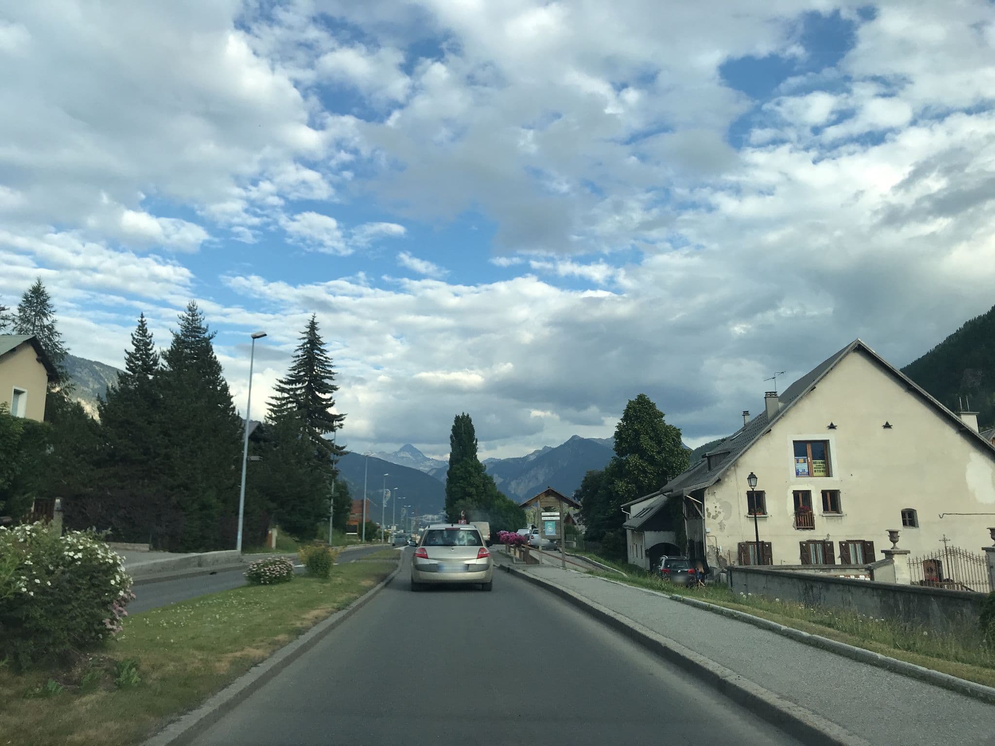 Street view near Rental Apartment Granon II, Saint-Chaffrey — © pgiraud (CC BY-SA · Mapillary)