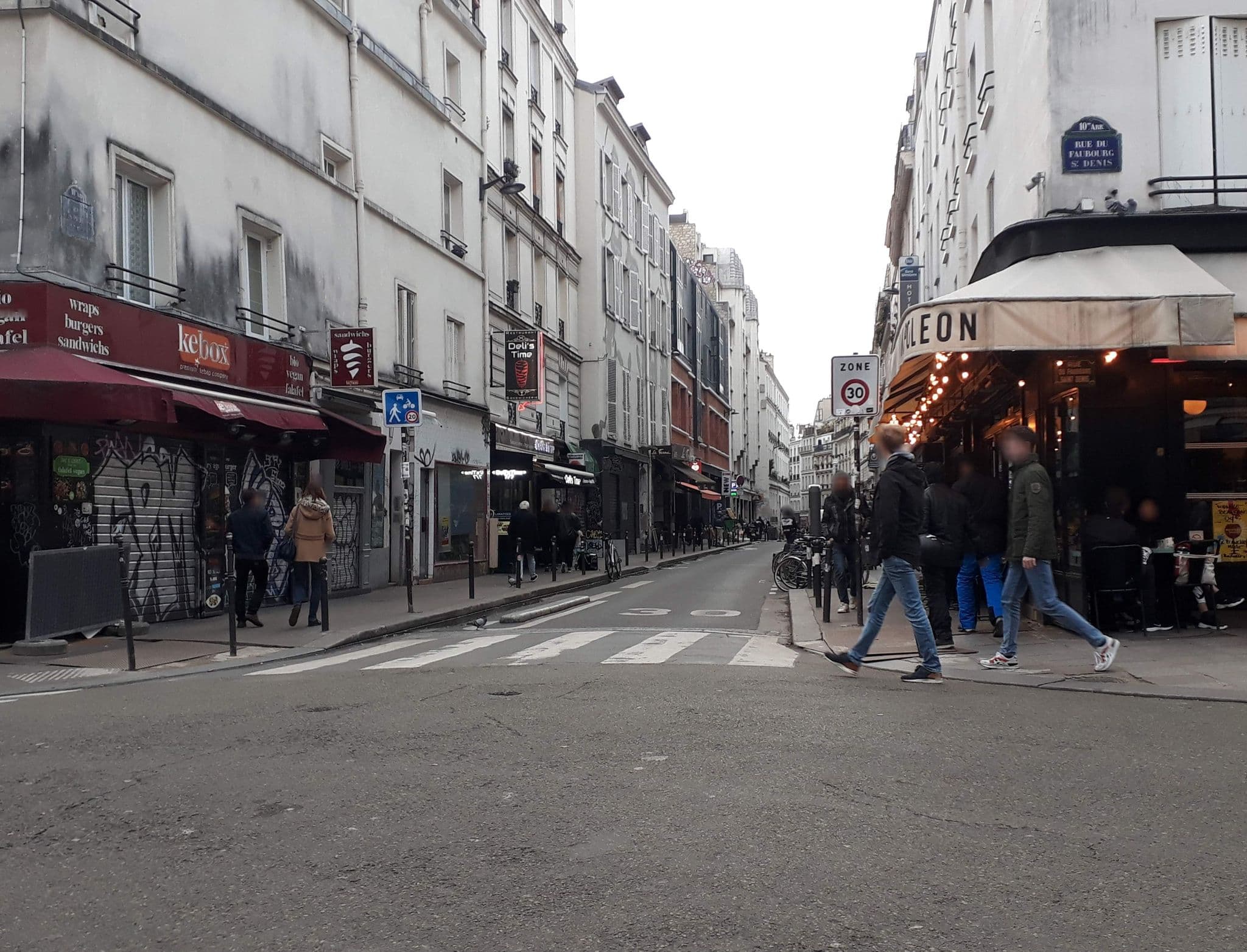 Street view near Hôtel Aulivia Opéra, Porte Saint-Denis — © laurentlouf (CC BY-SA · Mapillary)