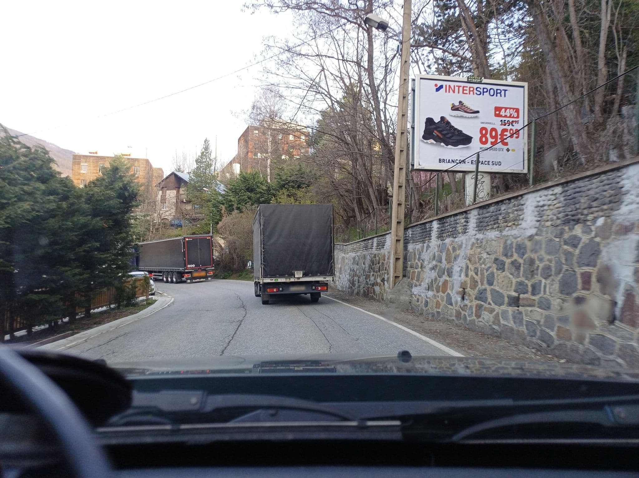 Street view near Appartements de Vacances, Briançon — © MatthieuF4FNE (CC BY-SA · Mapillary)