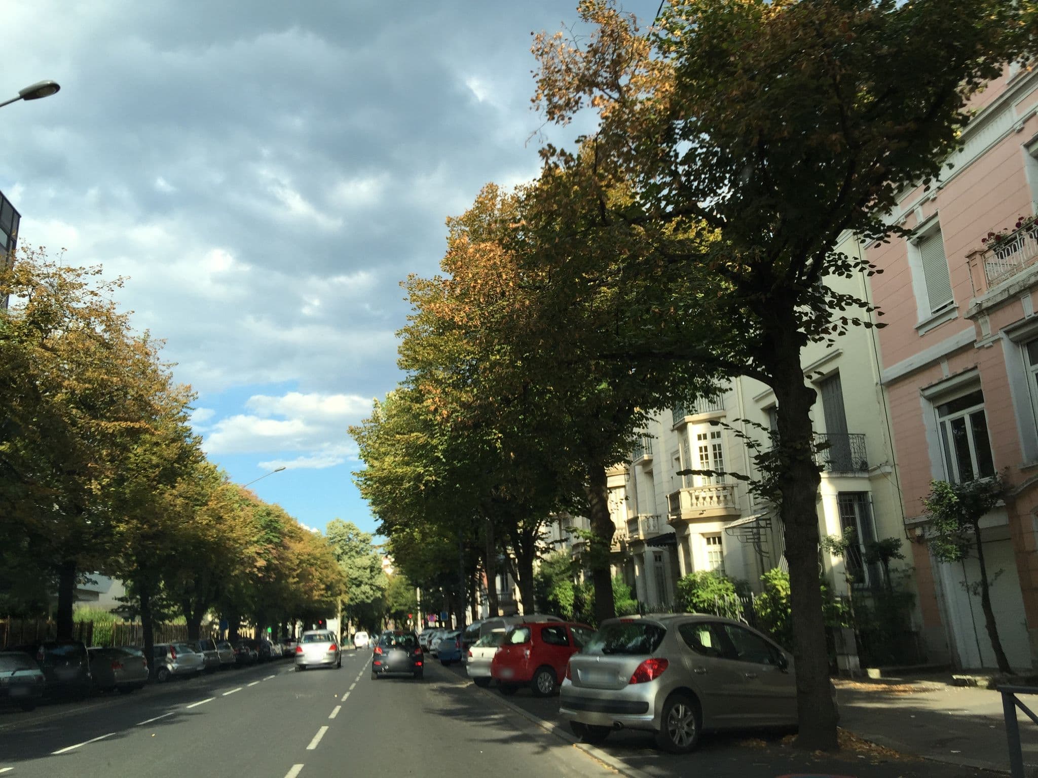Street view near Hôtel du Midi, La Ricamarie — © geraldchatagnon (CC BY-SA · Mapillary)
