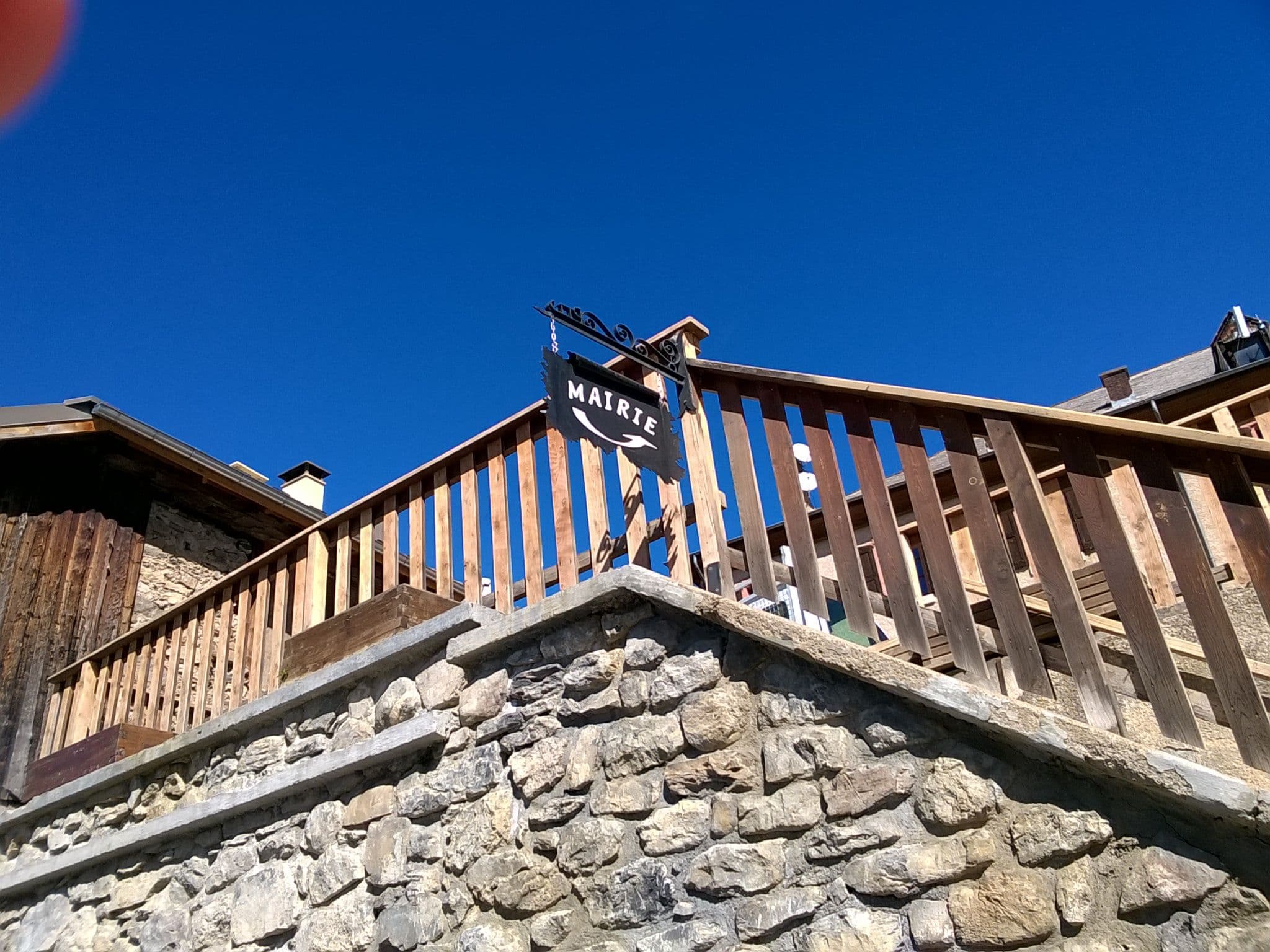 Street view near L'Escale Blanche, Embrun — © virotcelestin (CC BY-SA · Mapillary)