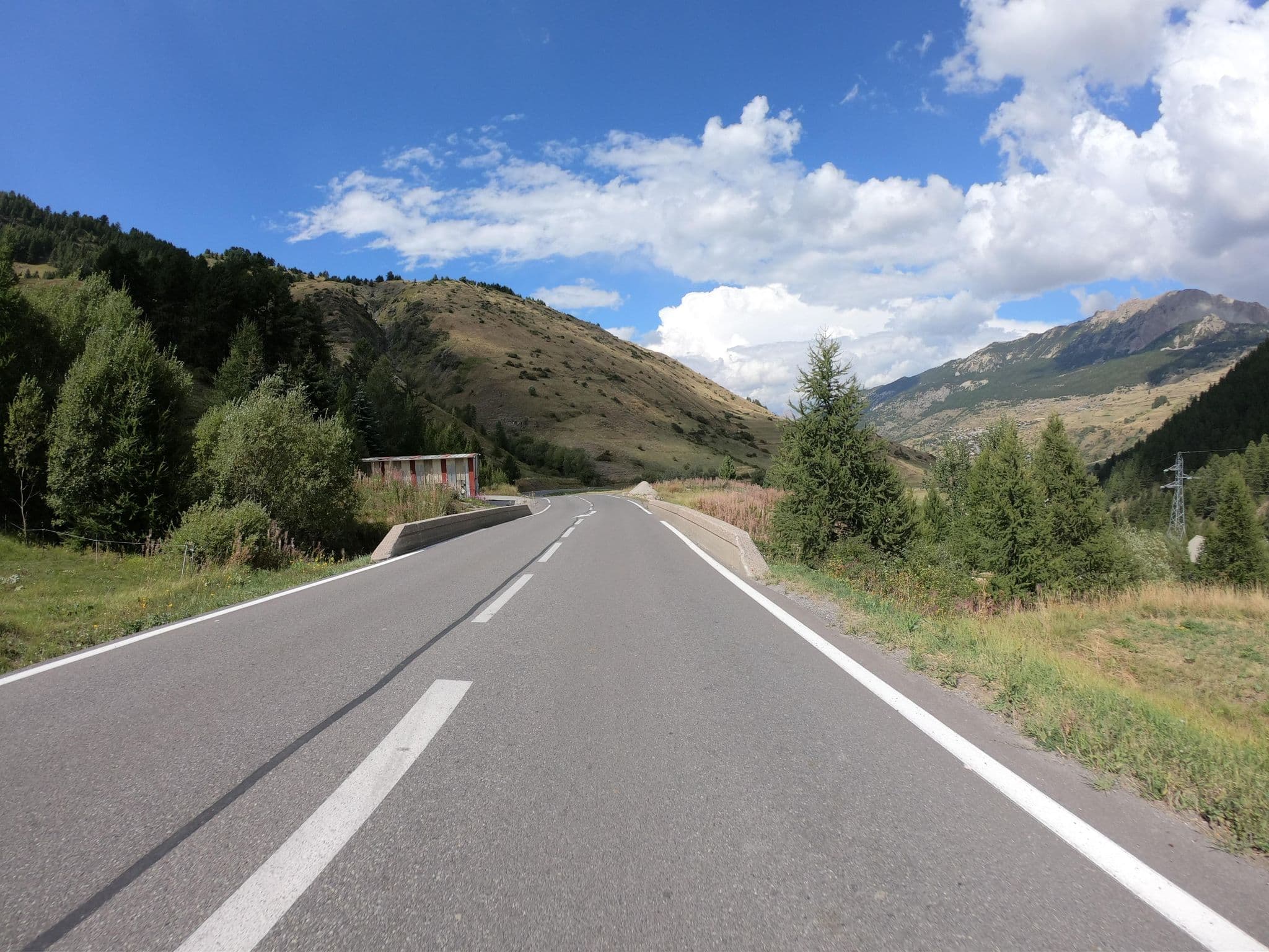 Street view near Sarl Estel Hôtel les Lores, Guillestre — © joostjakob (CC BY-SA · Mapillary)