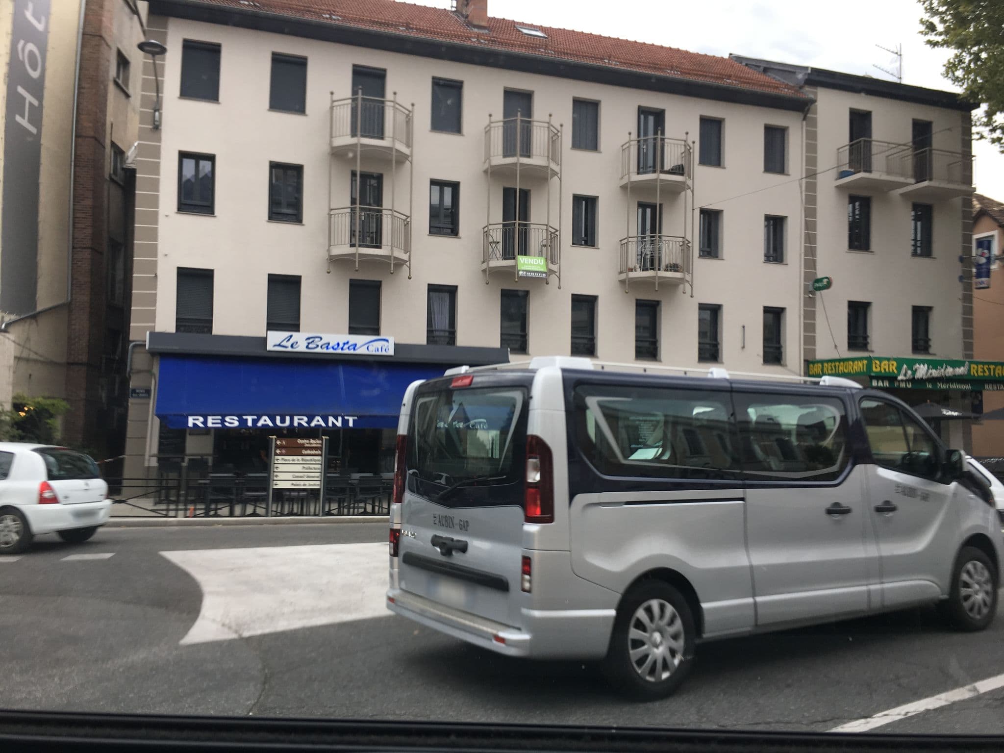 Street view near Hôtel Porte Colombe, Gap — © raymond (CC BY-SA · Mapillary)