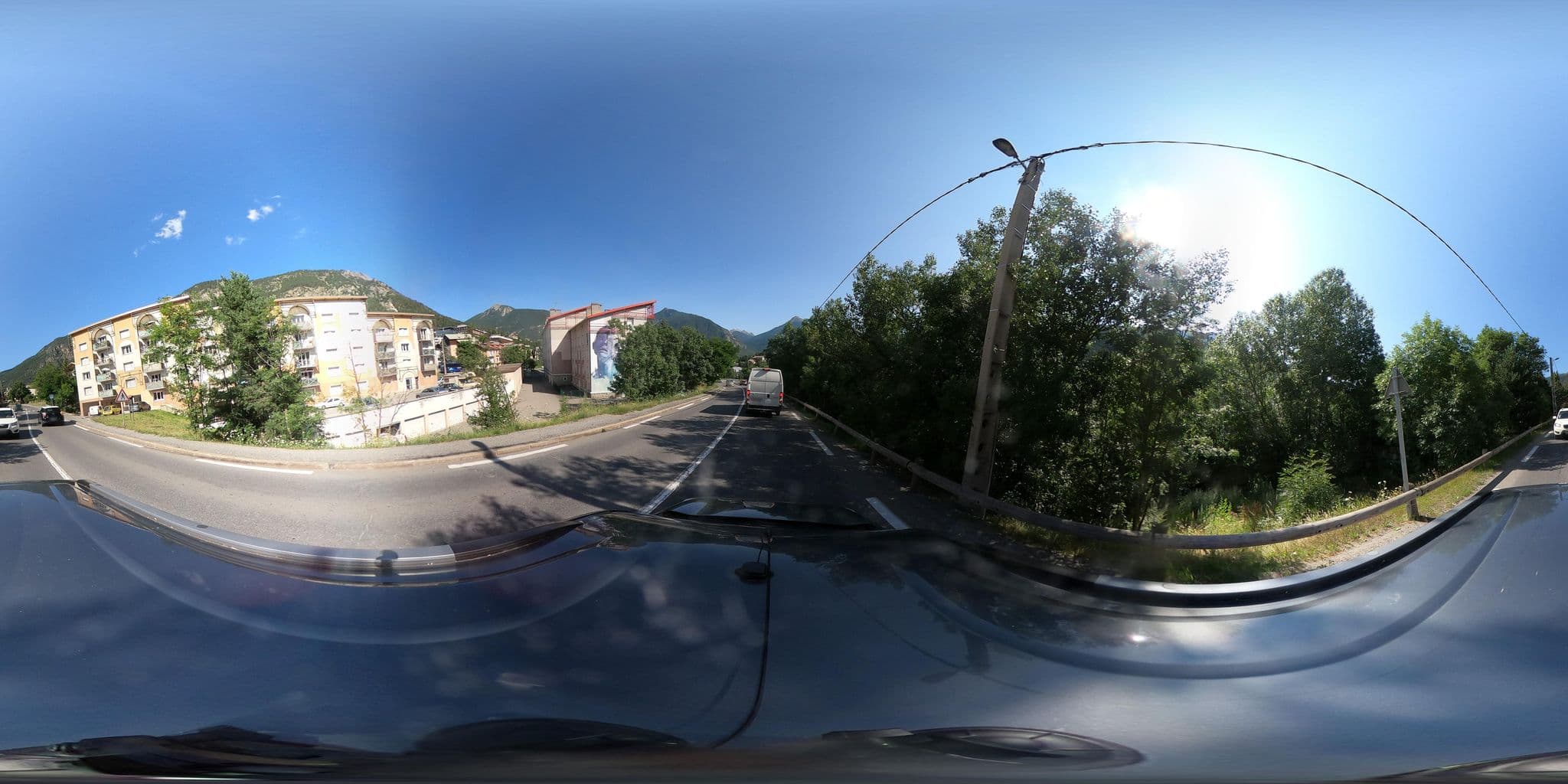 Street view near Hôtel la Ribière, Briançon — © eric_s (CC BY-SA · Mapillary)