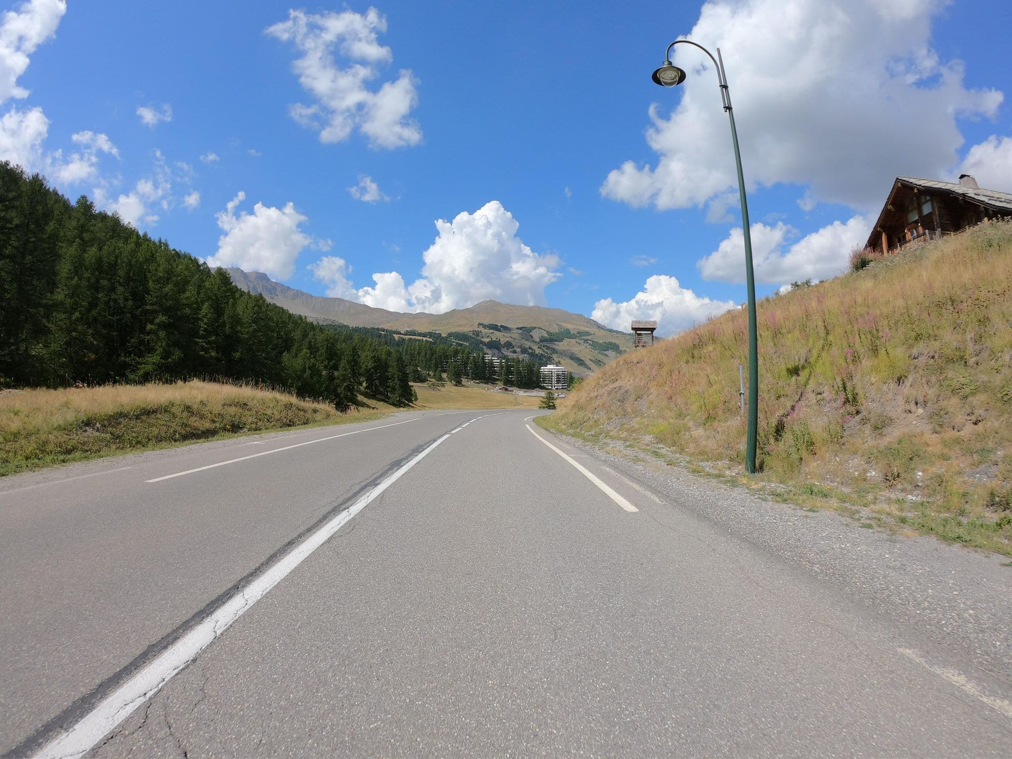 Street view near Névalhaia le Chalet, Guillestre — © joostjakob (CC BY-SA · Mapillary)