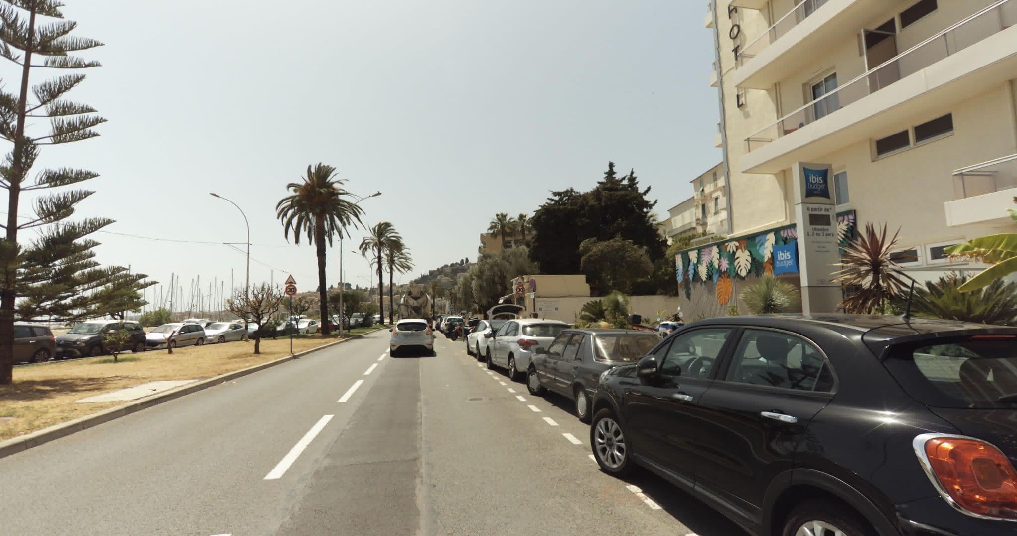 Street view near Etap Hôtel Menton, Menton — © sogefi (CC BY-SA · Mapillary)