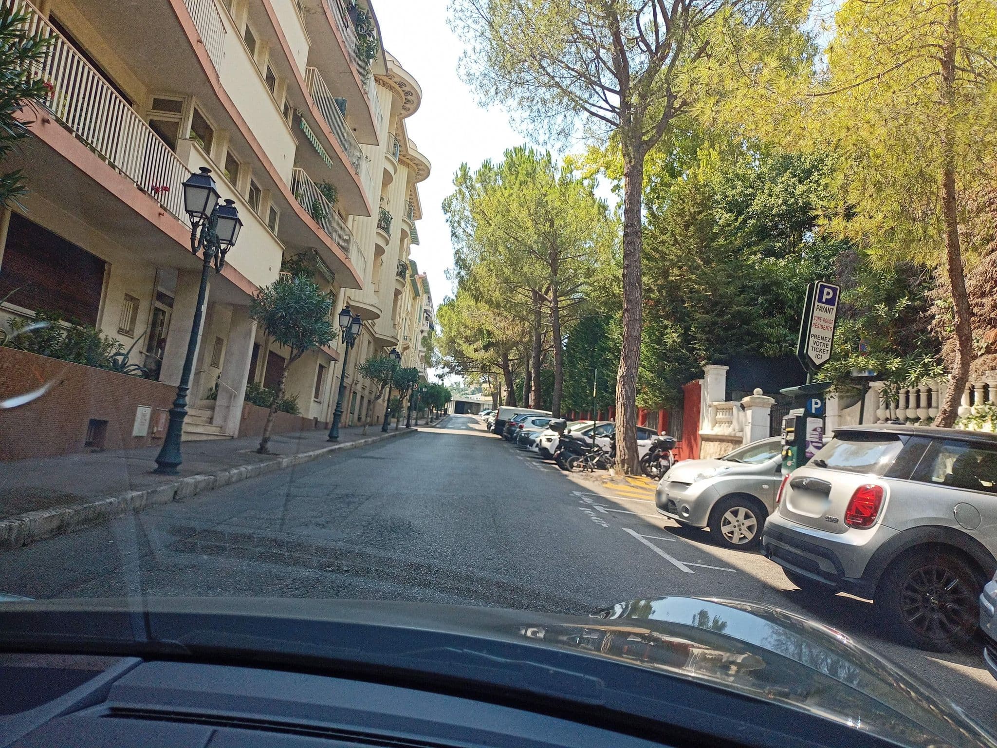 Street view near Le Corot, Beaulieu-sur-Mer — © xdTAGCLAN (CC BY-SA · Mapillary)