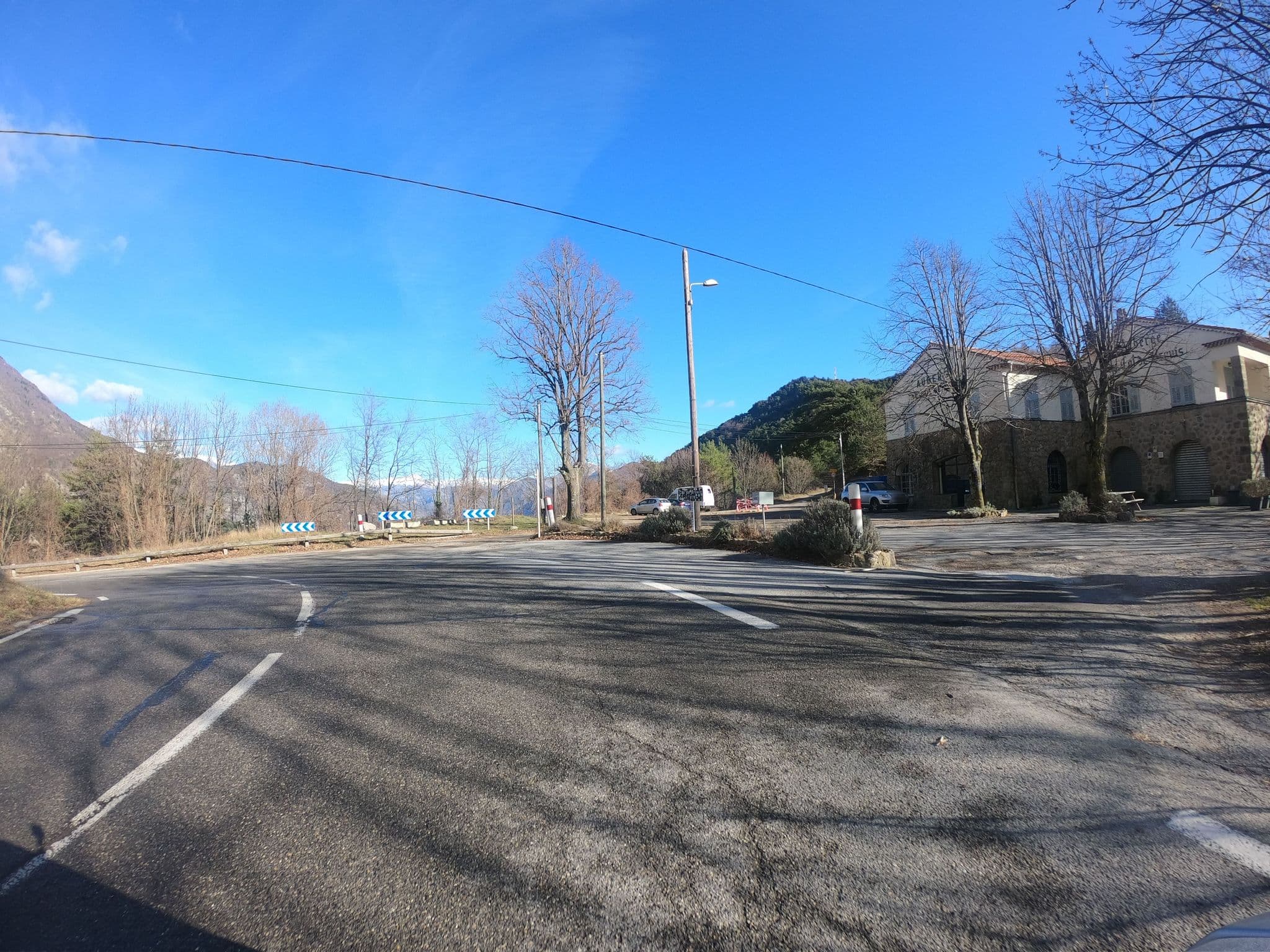 Street view near L'Auberge du Col de Brouis, Breil-sur-Roya — © joostjakob (CC BY-SA · Mapillary)