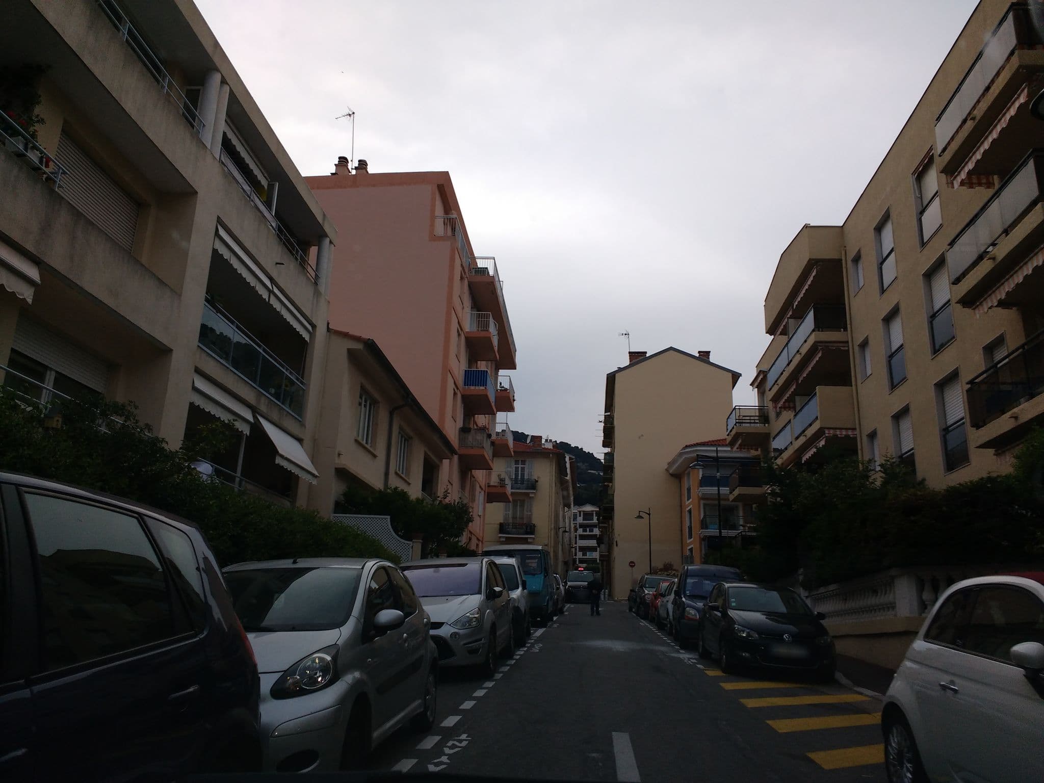 Street view near Les Jasmins, Beaulieu-sur-Mer — © thetornado76 (CC BY-SA · Mapillary)