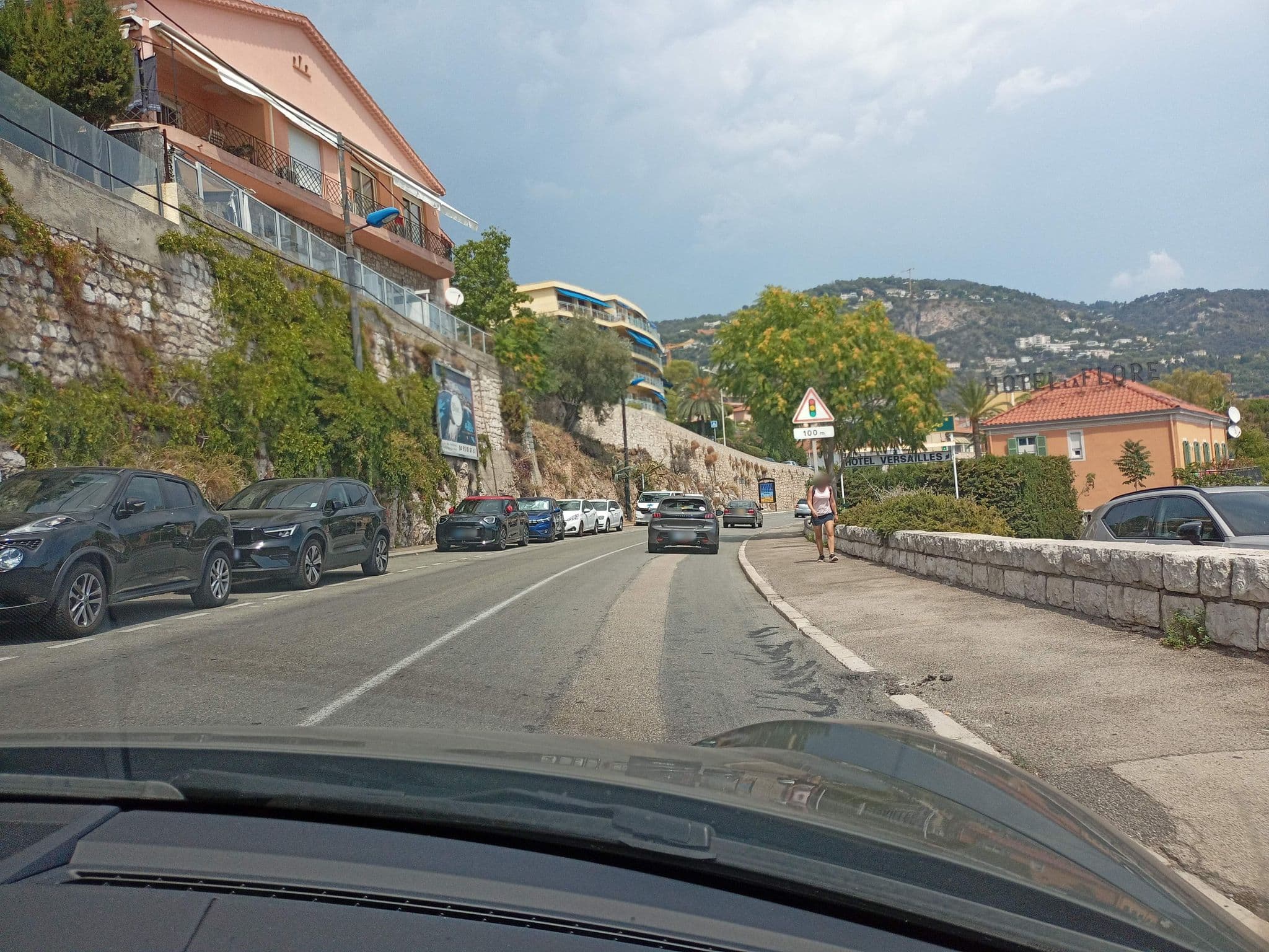 Street view near Hotel Versailles Villefranche, Mont-Alban — © xdTAGCLAN (CC BY-SA · Mapillary)