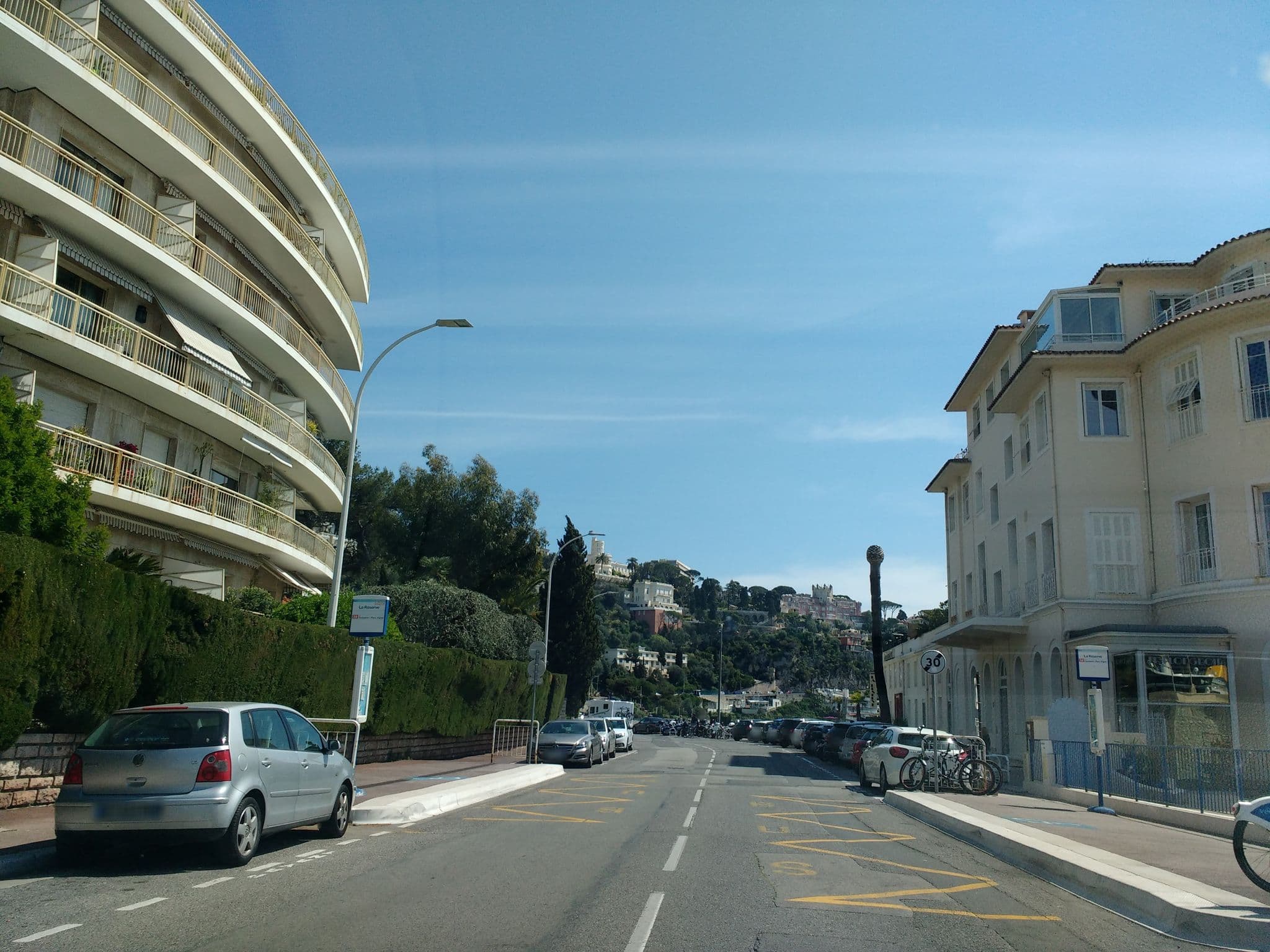 Street view near Le 29, Quartier de Mont-Boron — © thetornado76 (CC BY-SA · Mapillary)